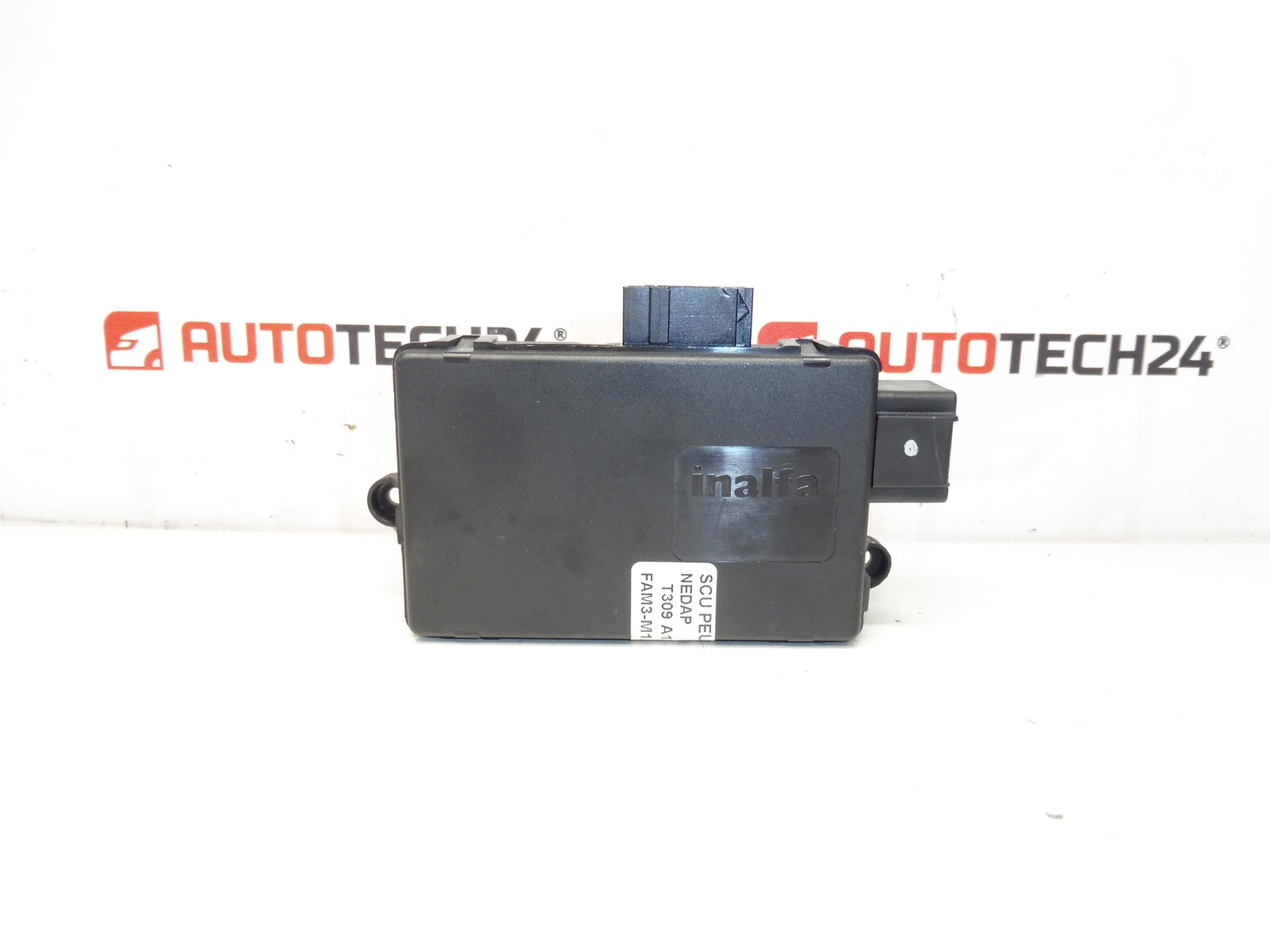 Citroën C8 Peugeot 807 8401NL 9557288