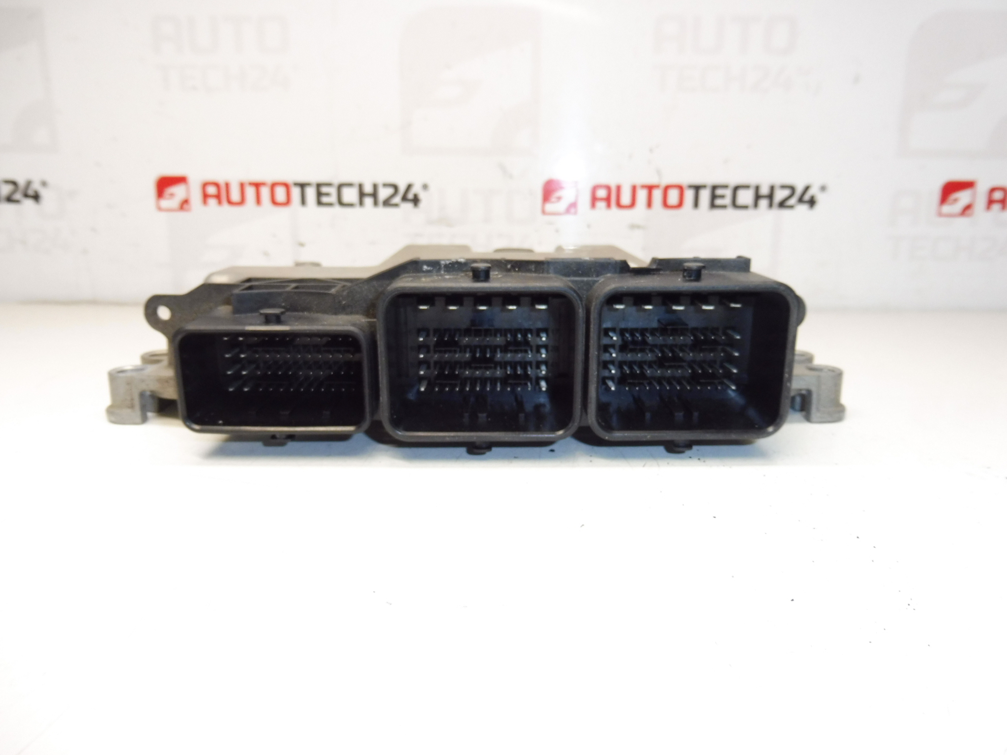 ECU Bosch EDC17C10 para Citroën e Peugeot 0281030546 9807885980 - Image 2