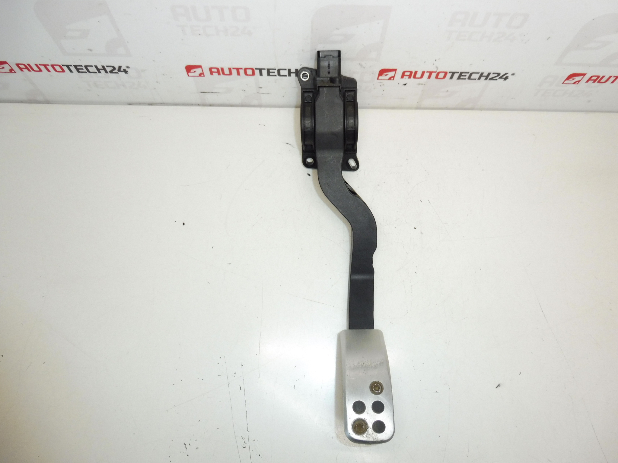 Peugeot 206 0280752258 9647575580 1601Q3