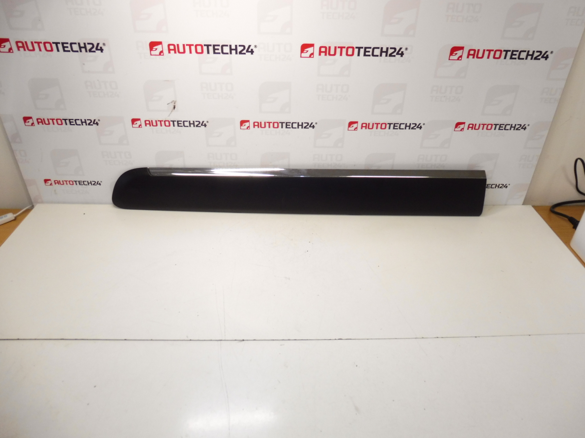 Portas da frente esquerda Citroen C3 Picasso 9686338277 8545HL