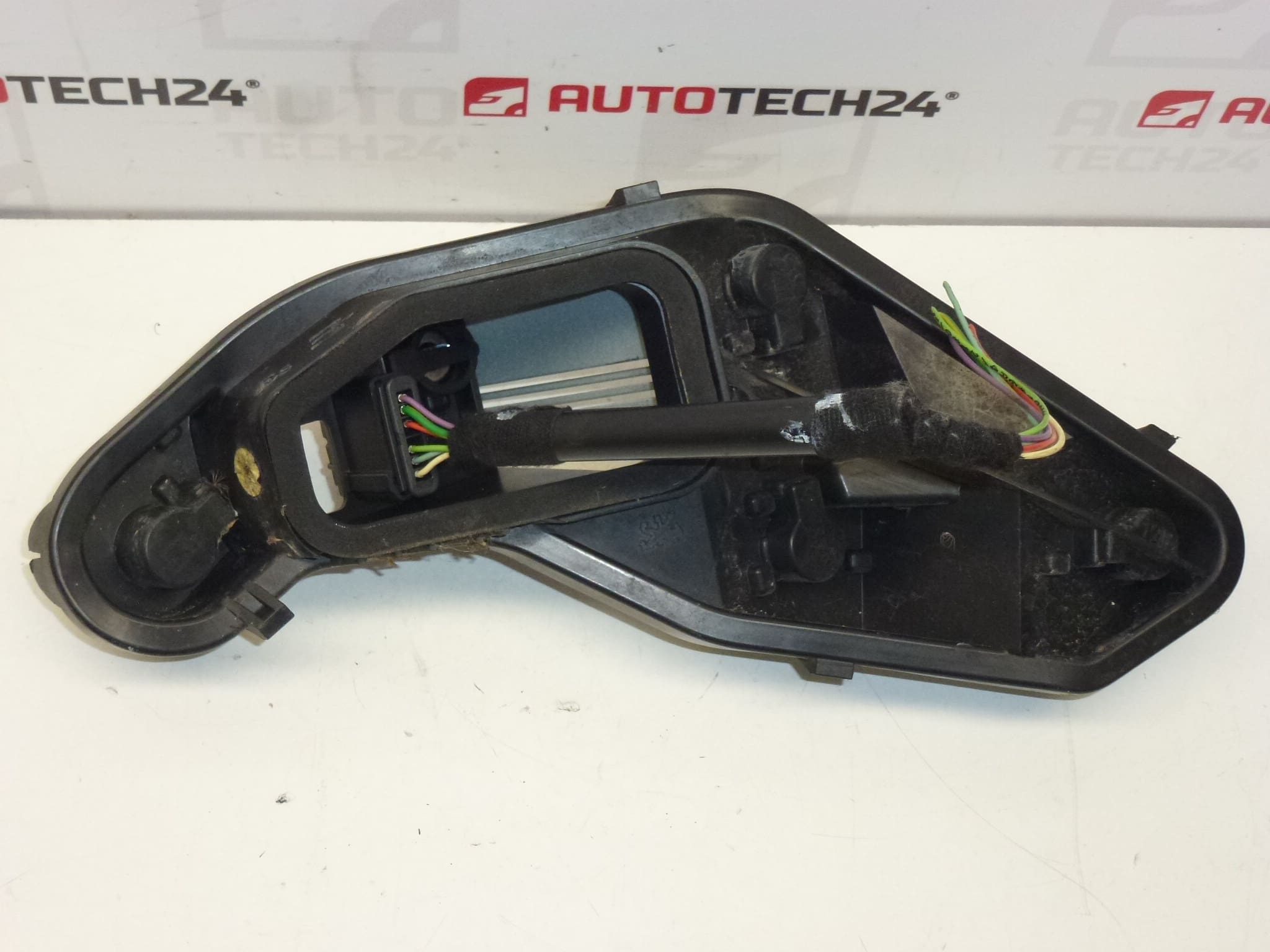 Soquete da lâmpada traseira direita com cabo Peugeot 207 6351Y7 - Image 2