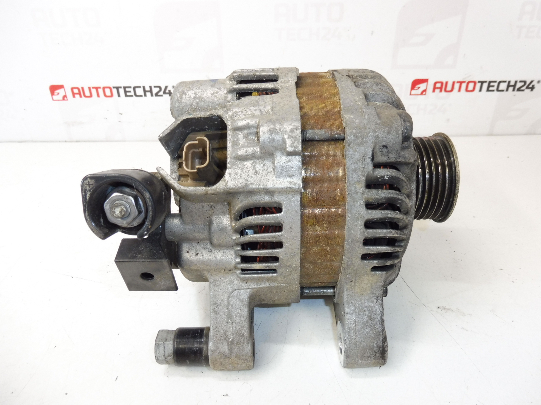 Alternador Mitsubishi CL8+ para Citroën/Peugeot 9666030280 - Image 2