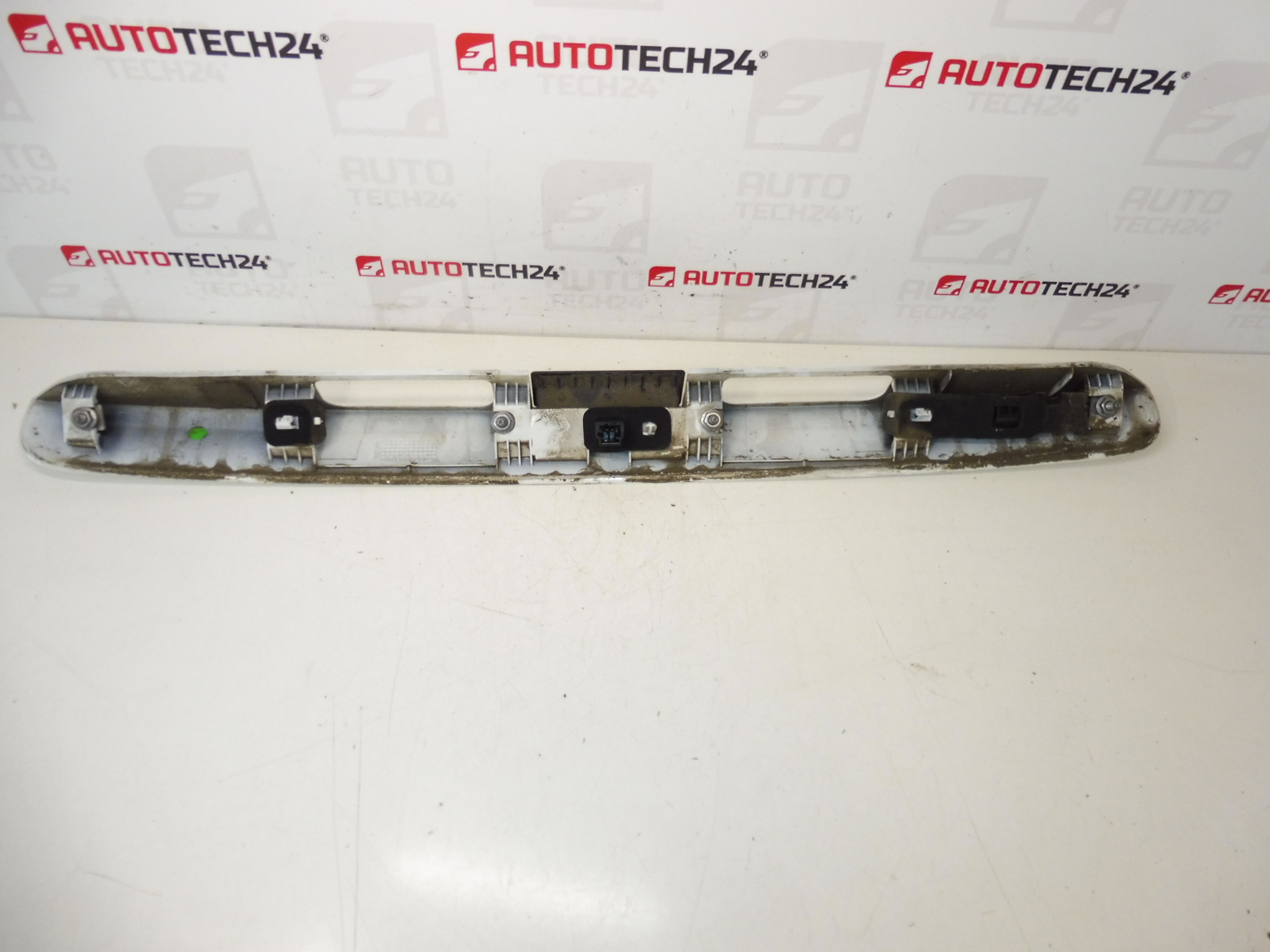 Maçaneta da tampa traseira EWP Peugeot 207 SW 8742R2 - Image 2