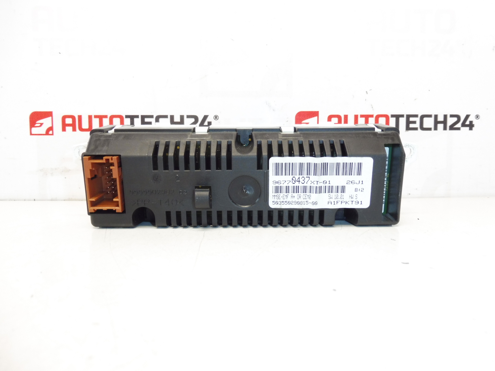Ecrã do rádio/computador de bordo usado para Peugeot 207 - 96770437XT 1607145180 - Image 2