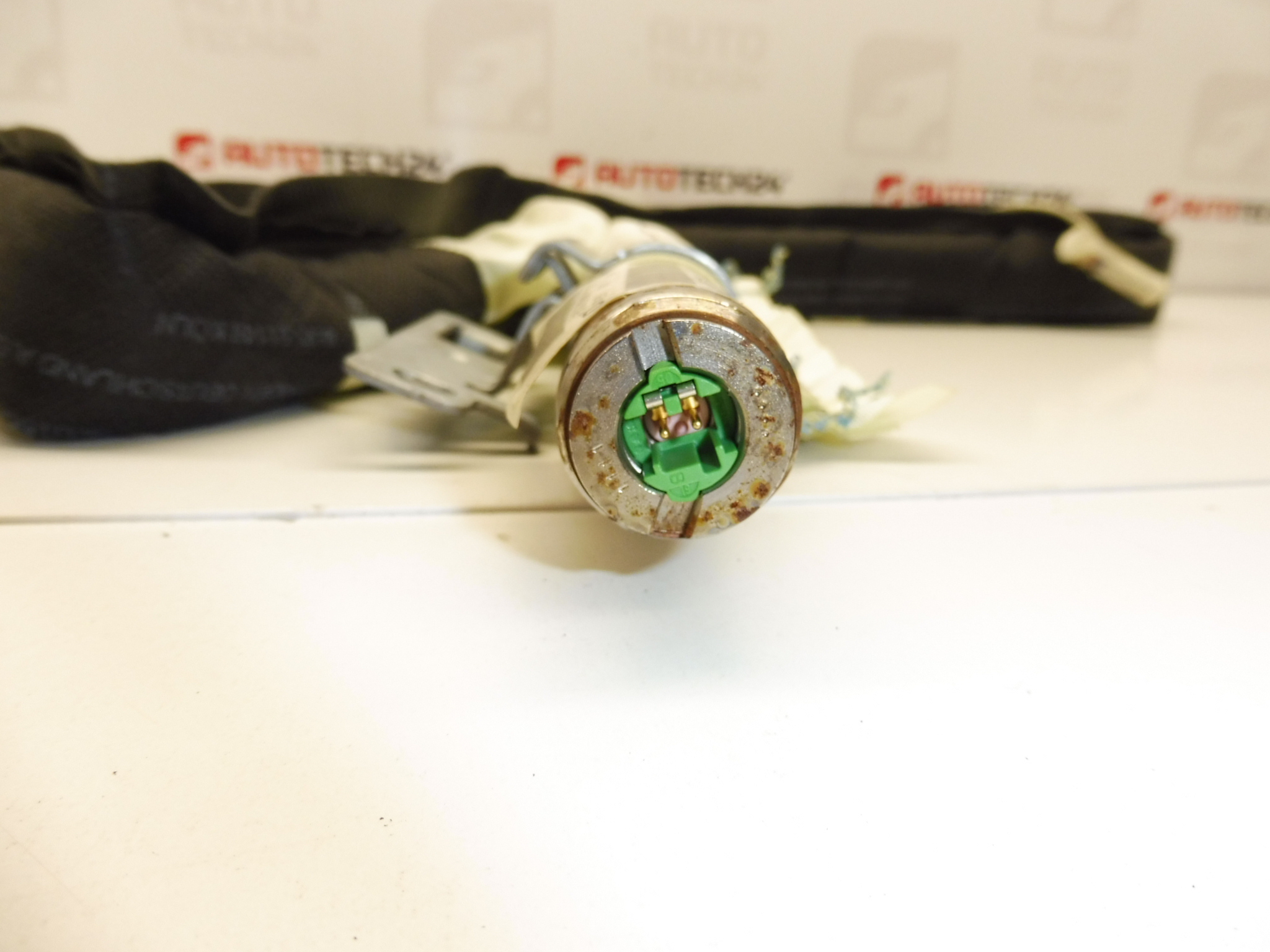 Airbag teto direito Peugeot 207 9650247780 8331W9