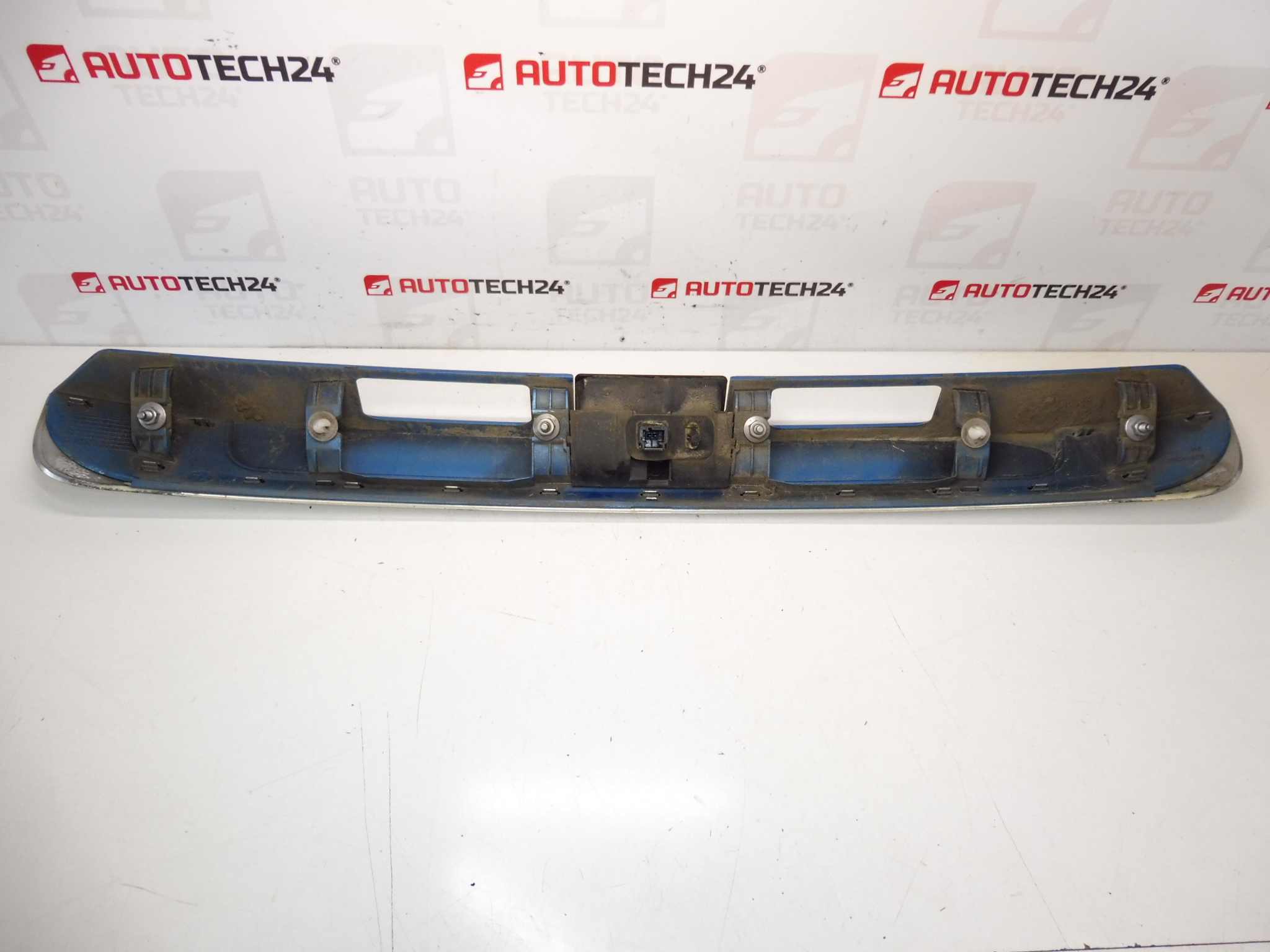 Maçaneta da tampa traseira Citroën C3 Picasso KGWC 9684450277 8742X1 - Image 2