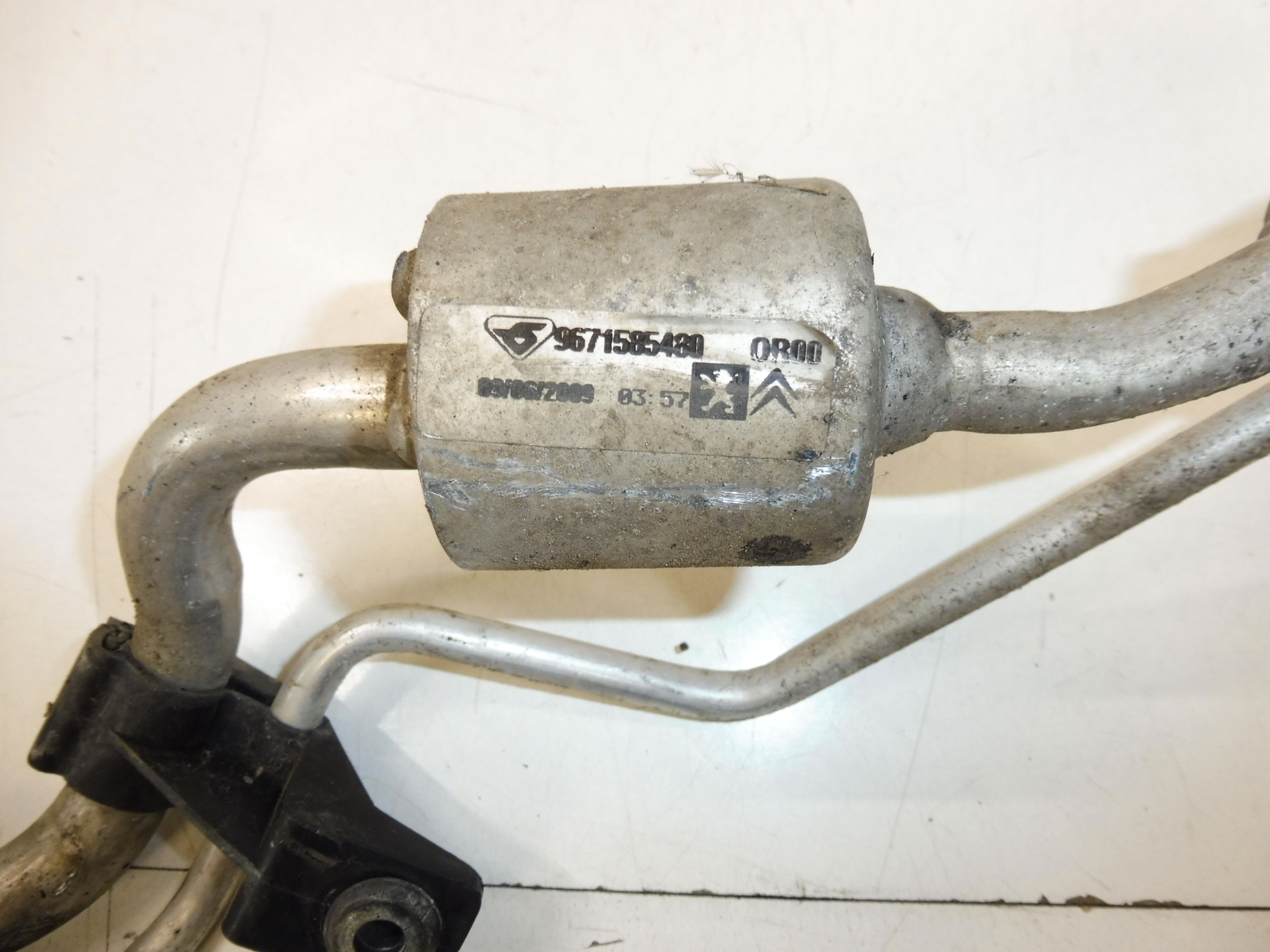 Tubo duplo do ar condicionado para Citroën C3 Picasso e Peugeot 207 - 9671585480, 9678309780, 6477J3 (usado) - Image 2