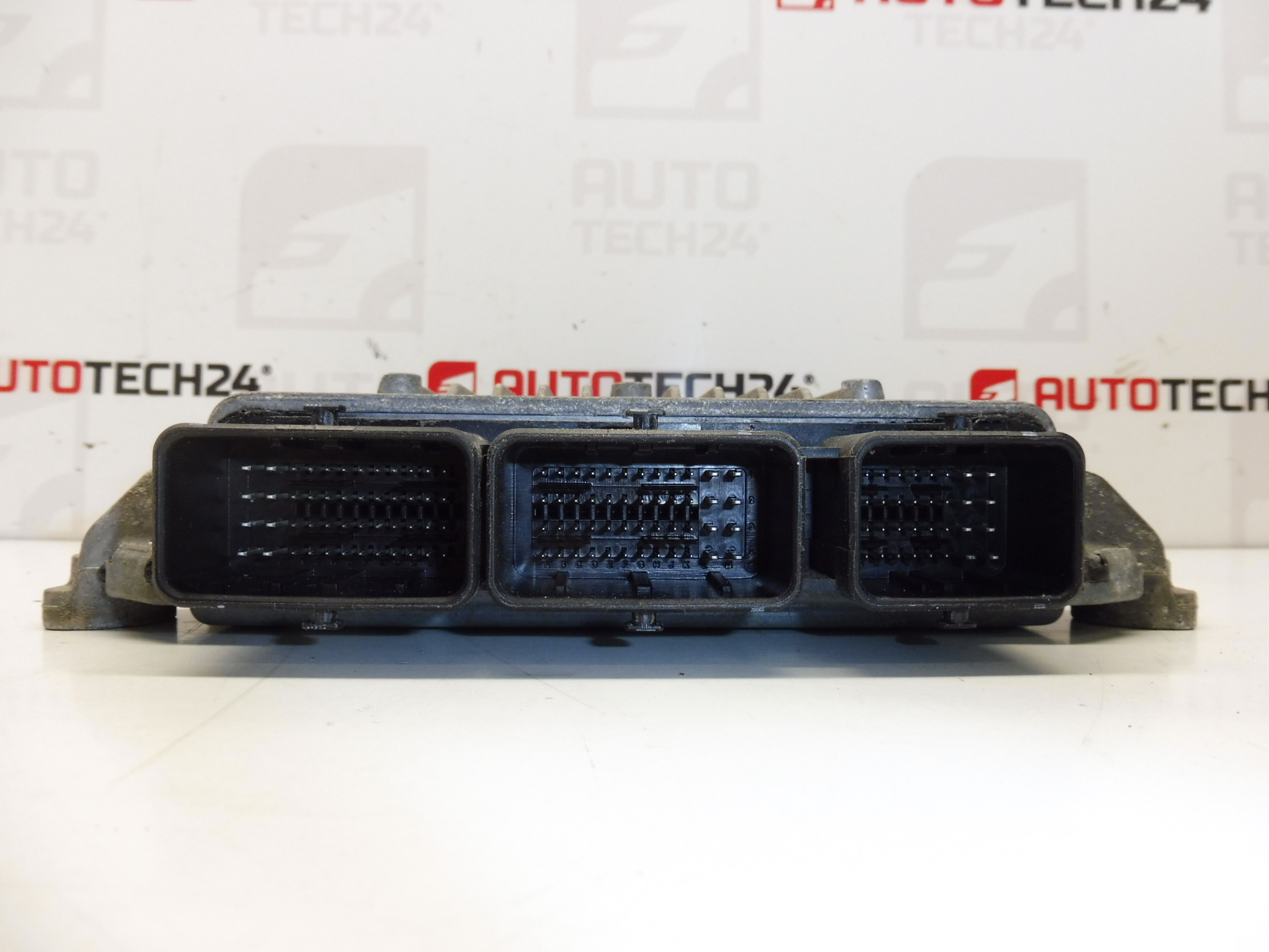 ECU Siemens VDO SID803A 5WS40615C-T 9661642180 9665100380