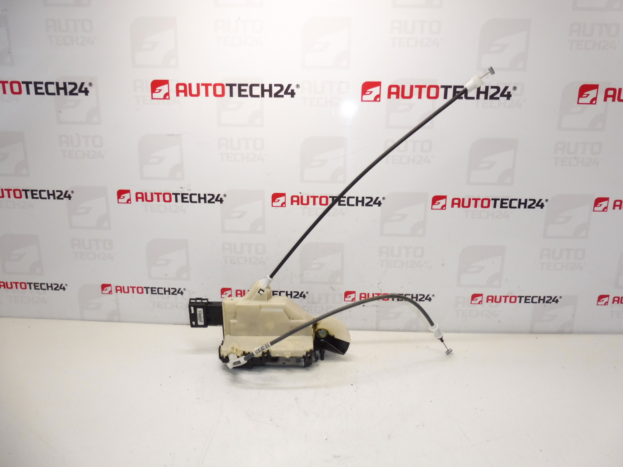 CHATEAU TRASEIRO DE ESQUERDA 5.