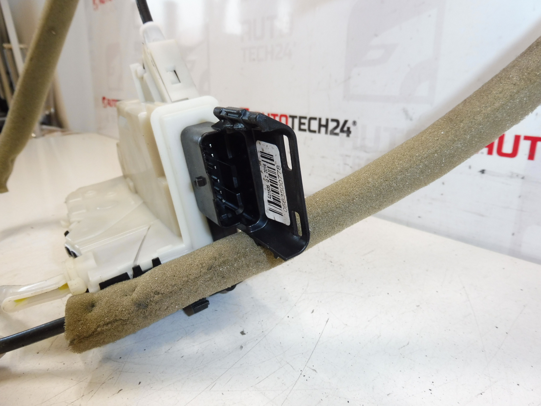 Fechadura Elétrica Traseira Direita para Porta Deslizante Citroën Berlingo III PSA 828414 9137N8 - Image 2