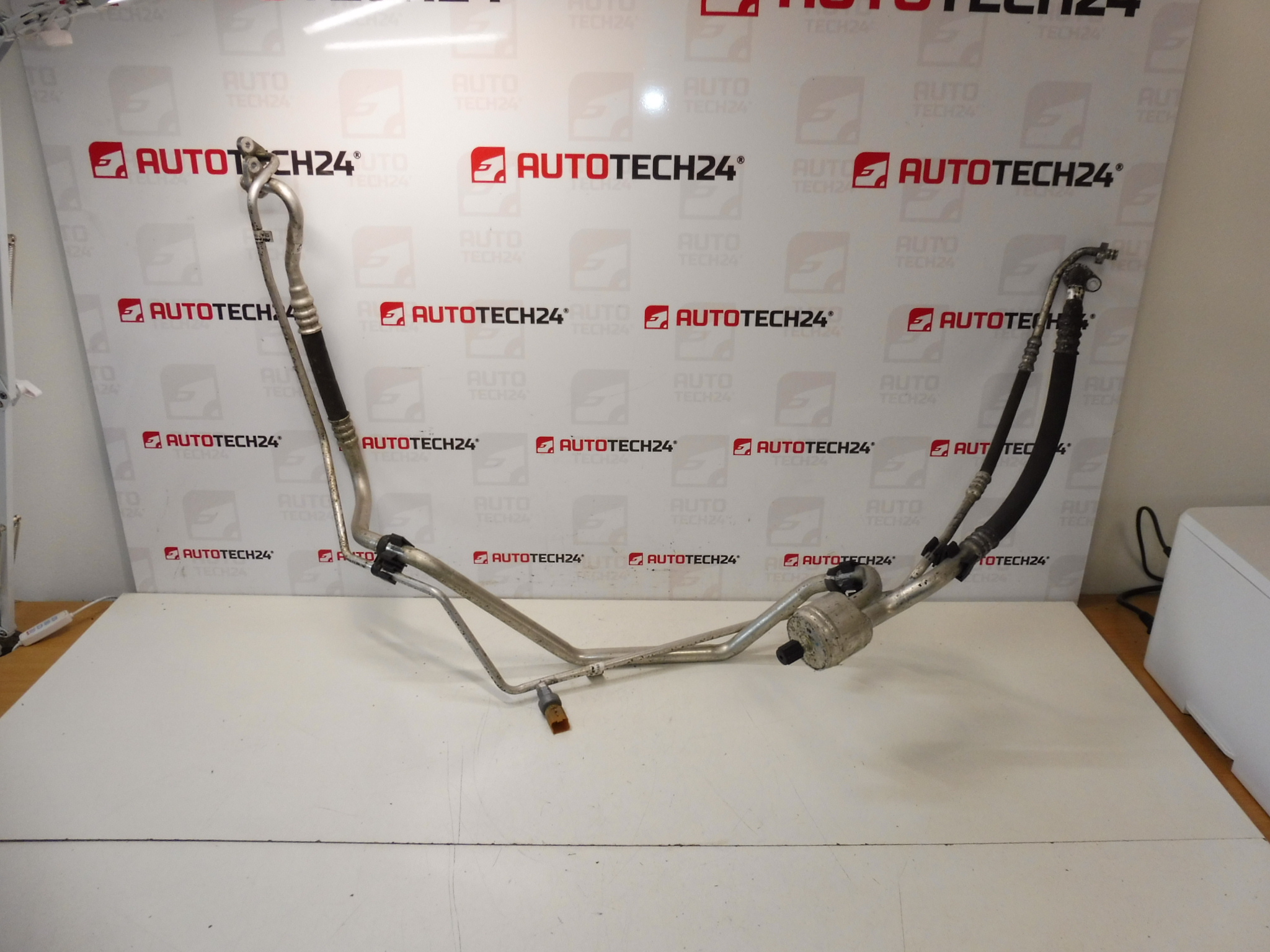 Tubo de climatização Citroën Berlingo III 9681693180 6477C9