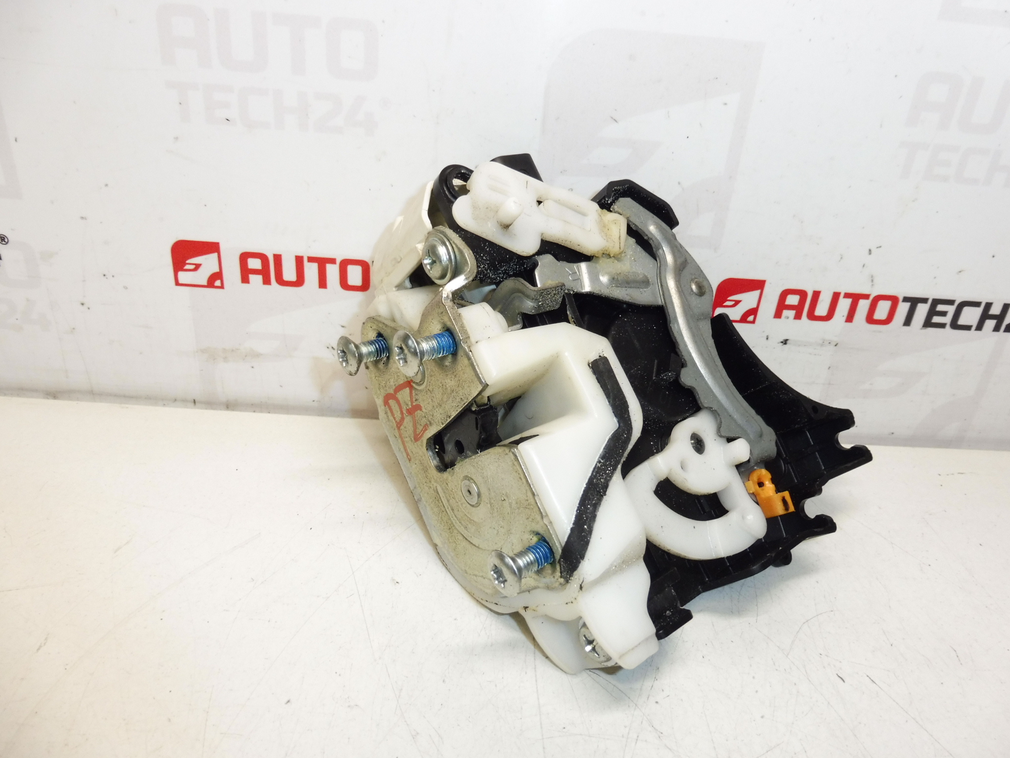 Fecho da porta traseira para Citroën C-Crosser e Peugeot 4007 (9138Q6) - Image 2