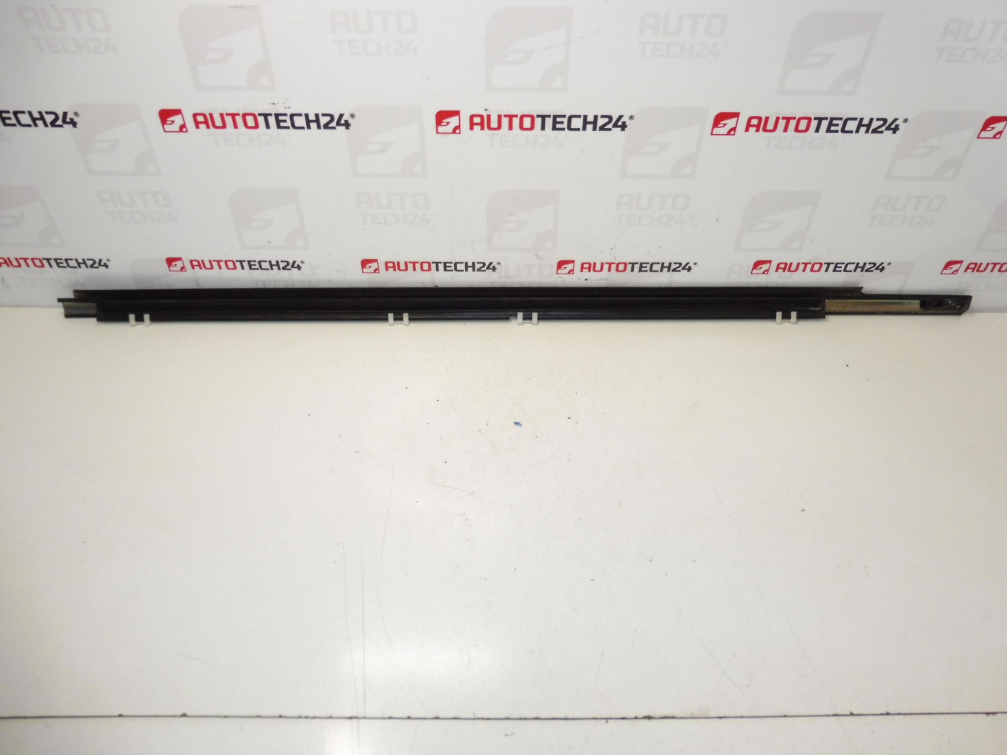 Citroen C-Crosser Peugeot 4007 9309p2 - Image 2