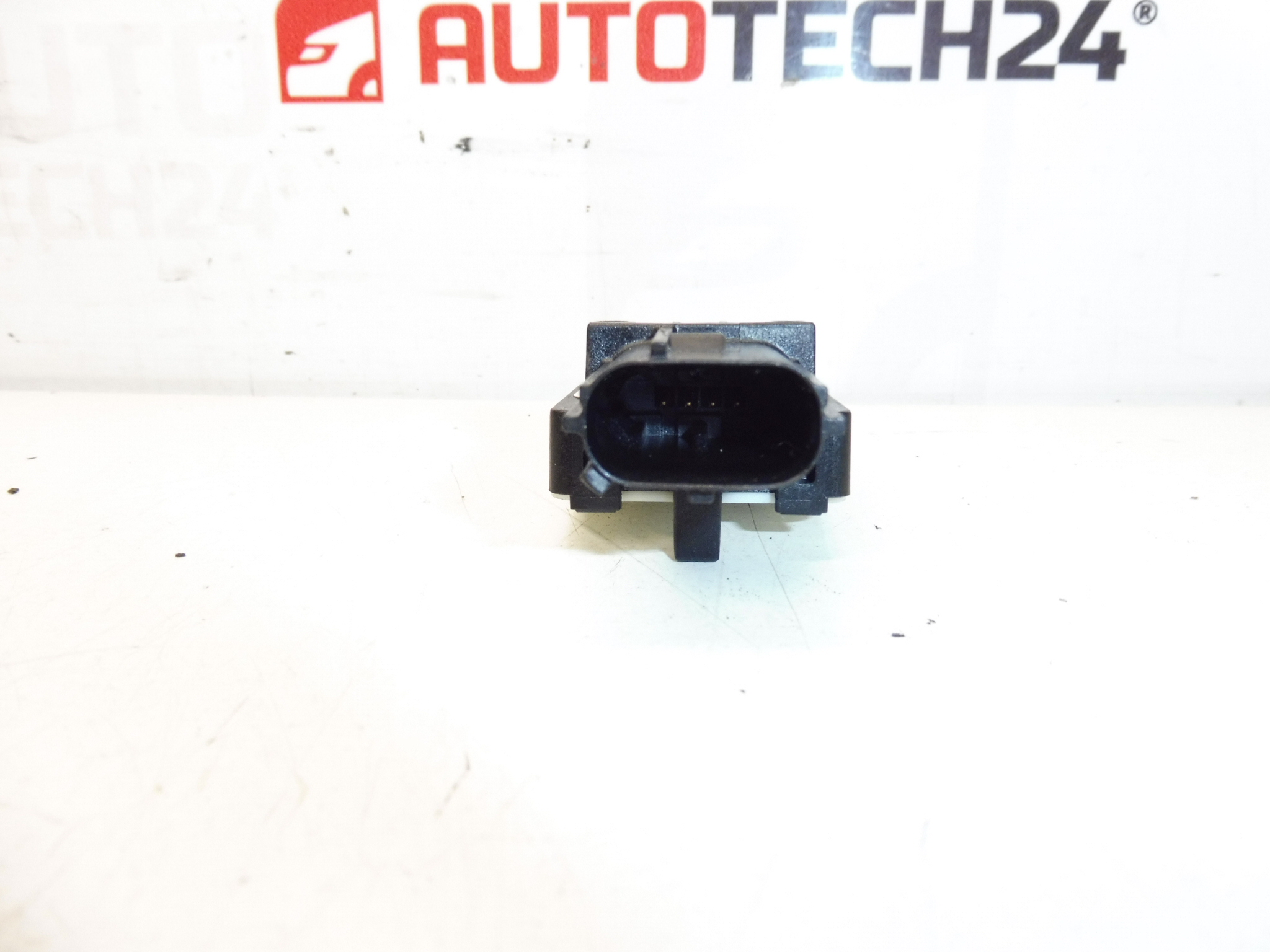 Sensor para Citroën e Peugeot 8651A001 8216RX - Image 2