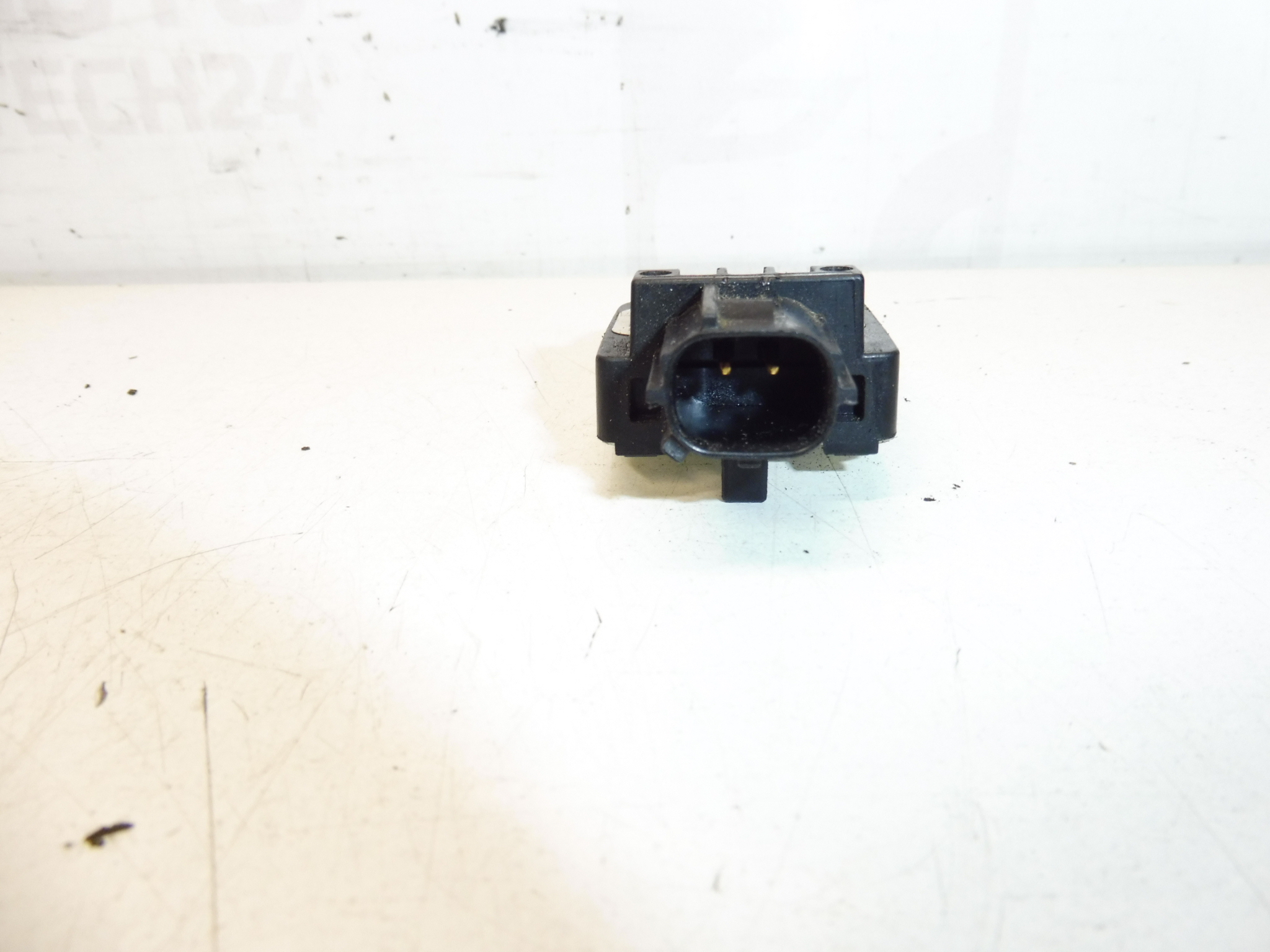 Sensor para Peugeot e Citroën 8651A143 8216RW - Image 2