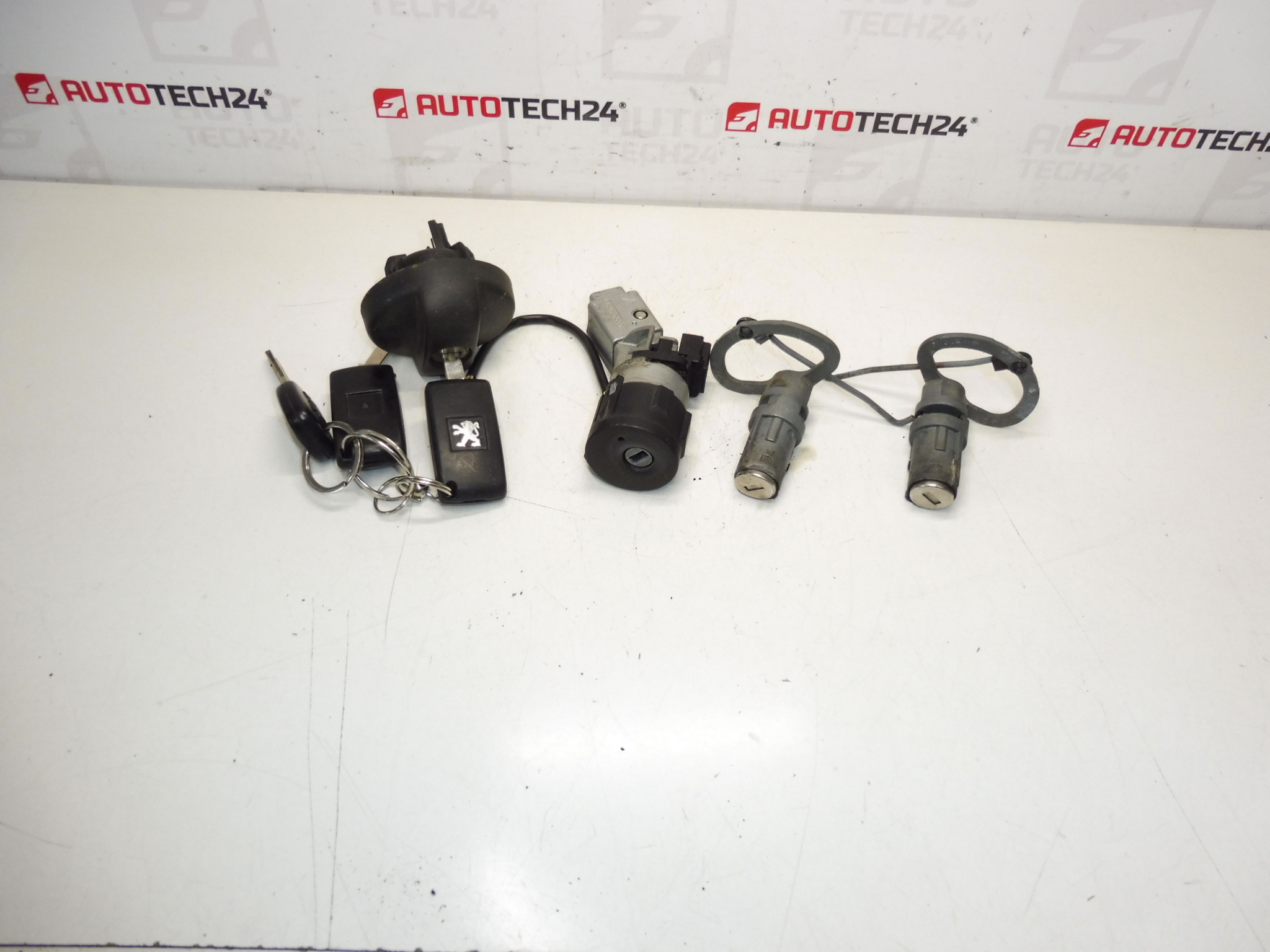 Conjunto de Citroën C8 Peugeot 807 + 2 Chave 4162ta 4162kj