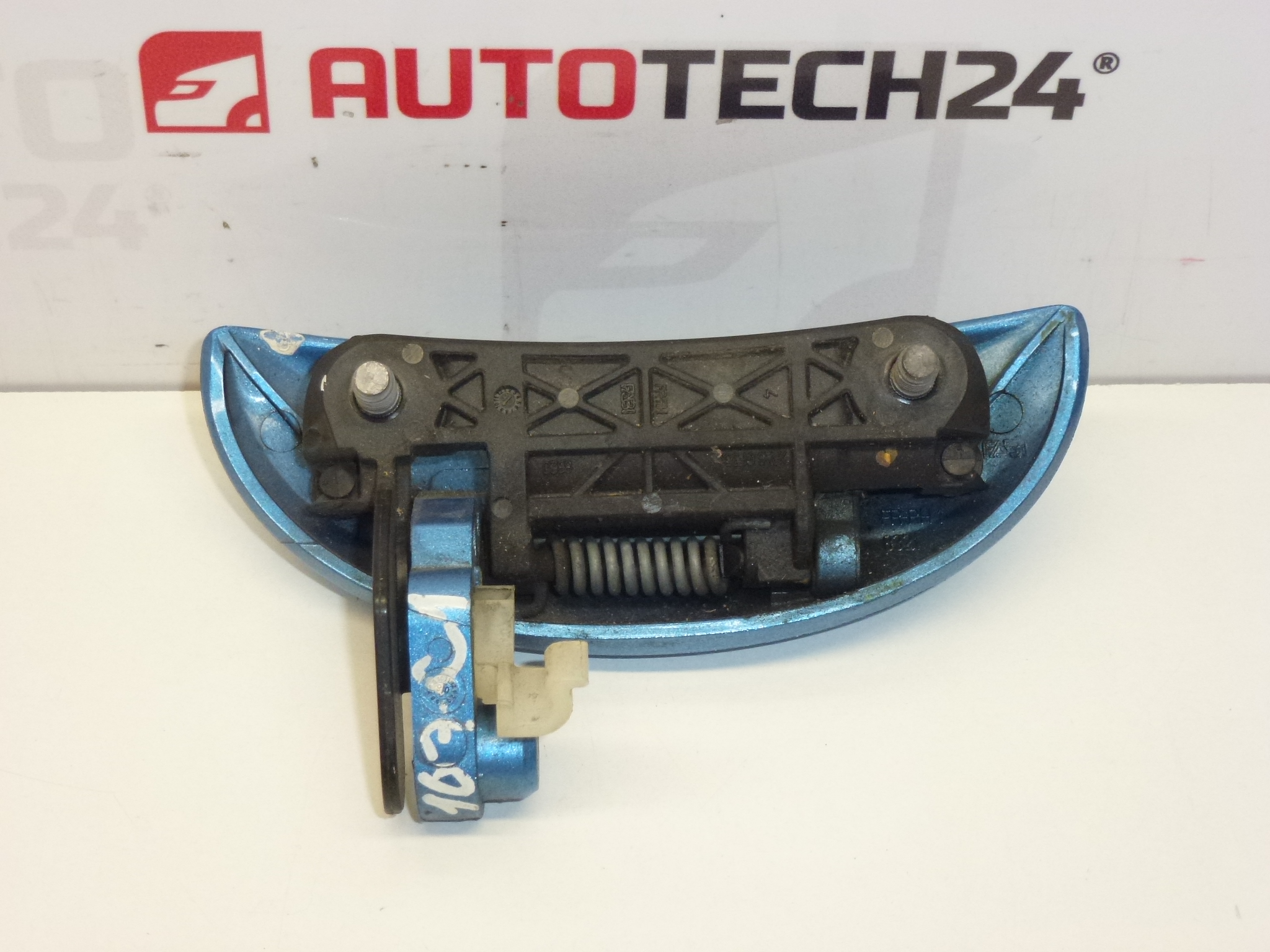 Maçaneta da porta dianteira direita Citroën C1 Peugeot 107 azul metalizado 9101AH