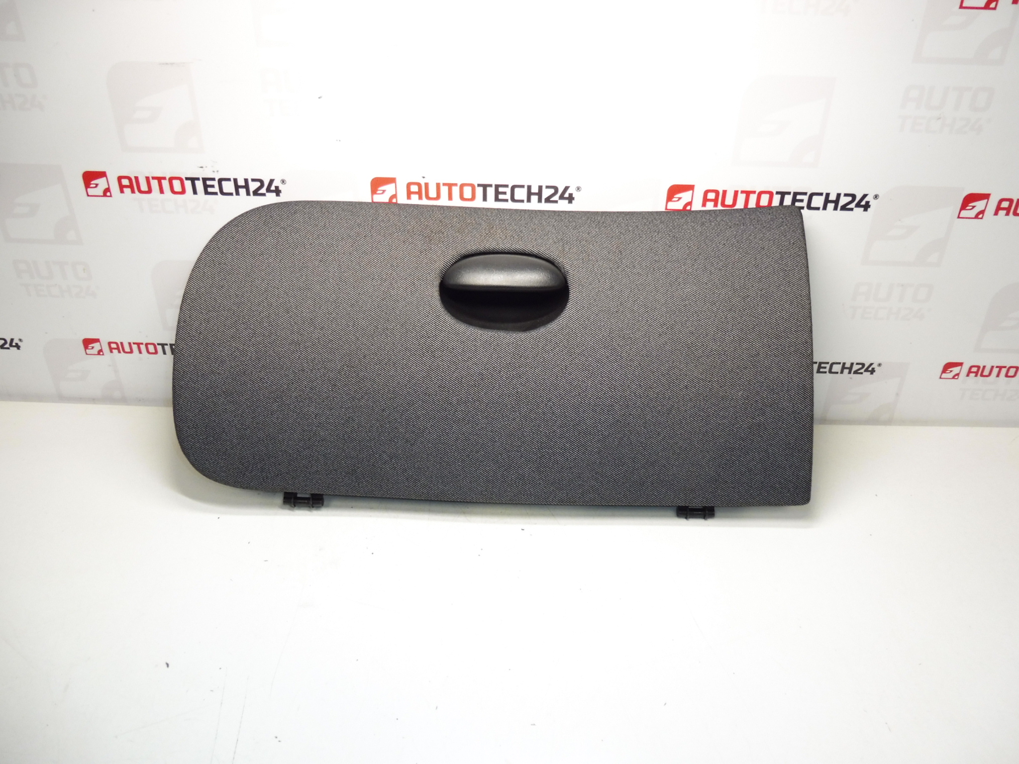 Tampa do porta-luvas Peugeot 206 96841349CY 8218VH