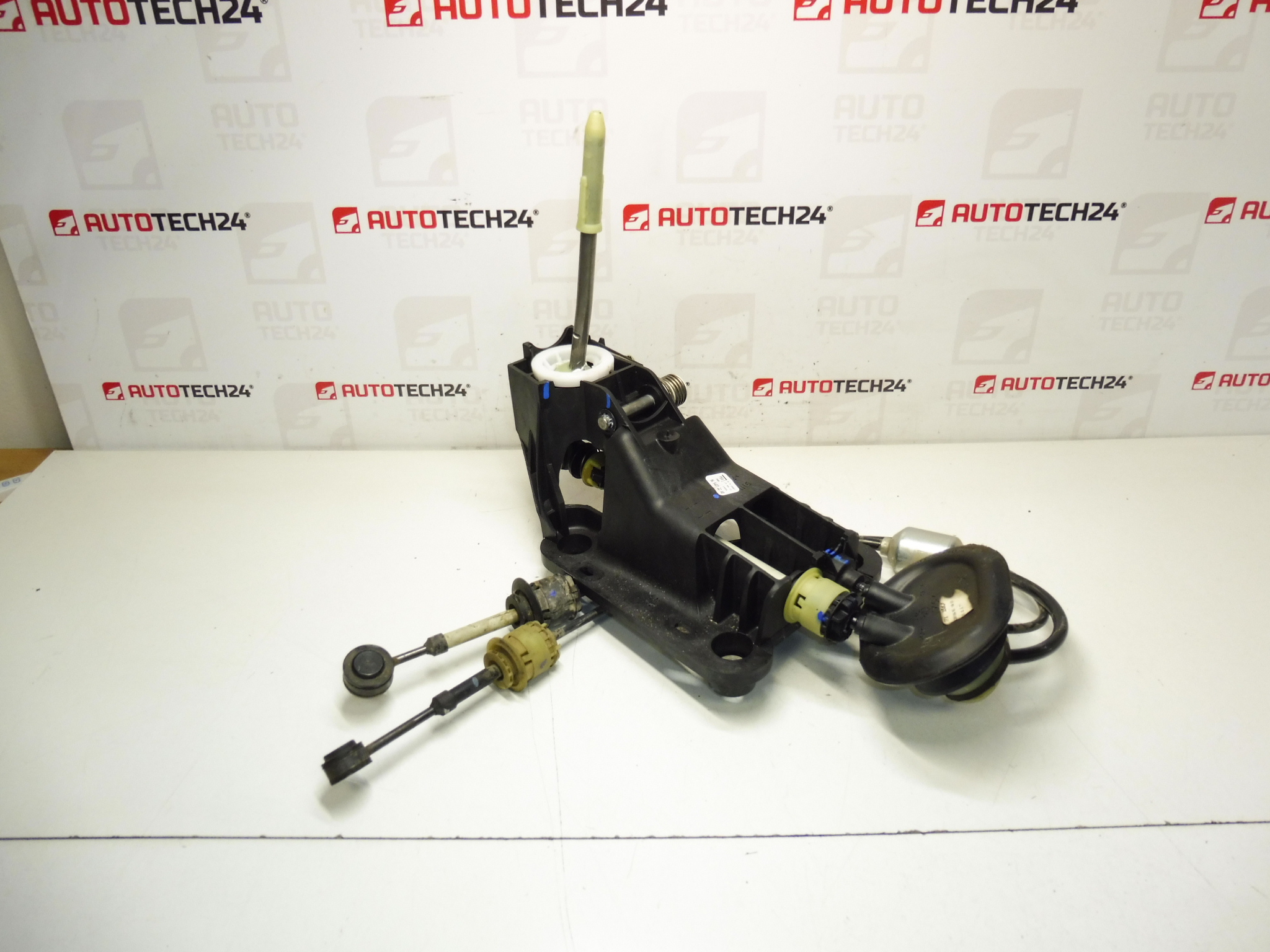 Alavanca de câmbio com cabos Peugeot 207 9654072280 2400CP 2444CZ