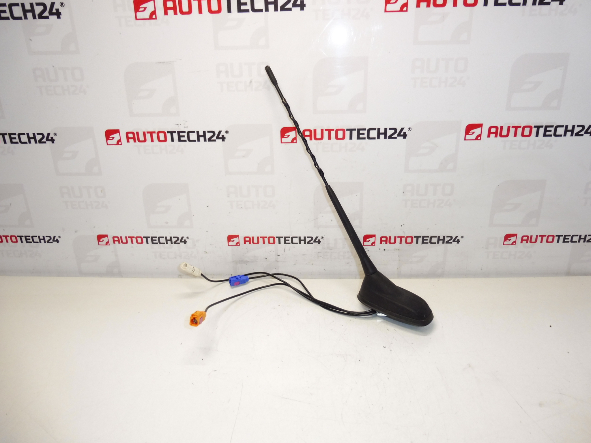 Antena com haste GPS Citroën Peugeot 9819669580 9806305680
