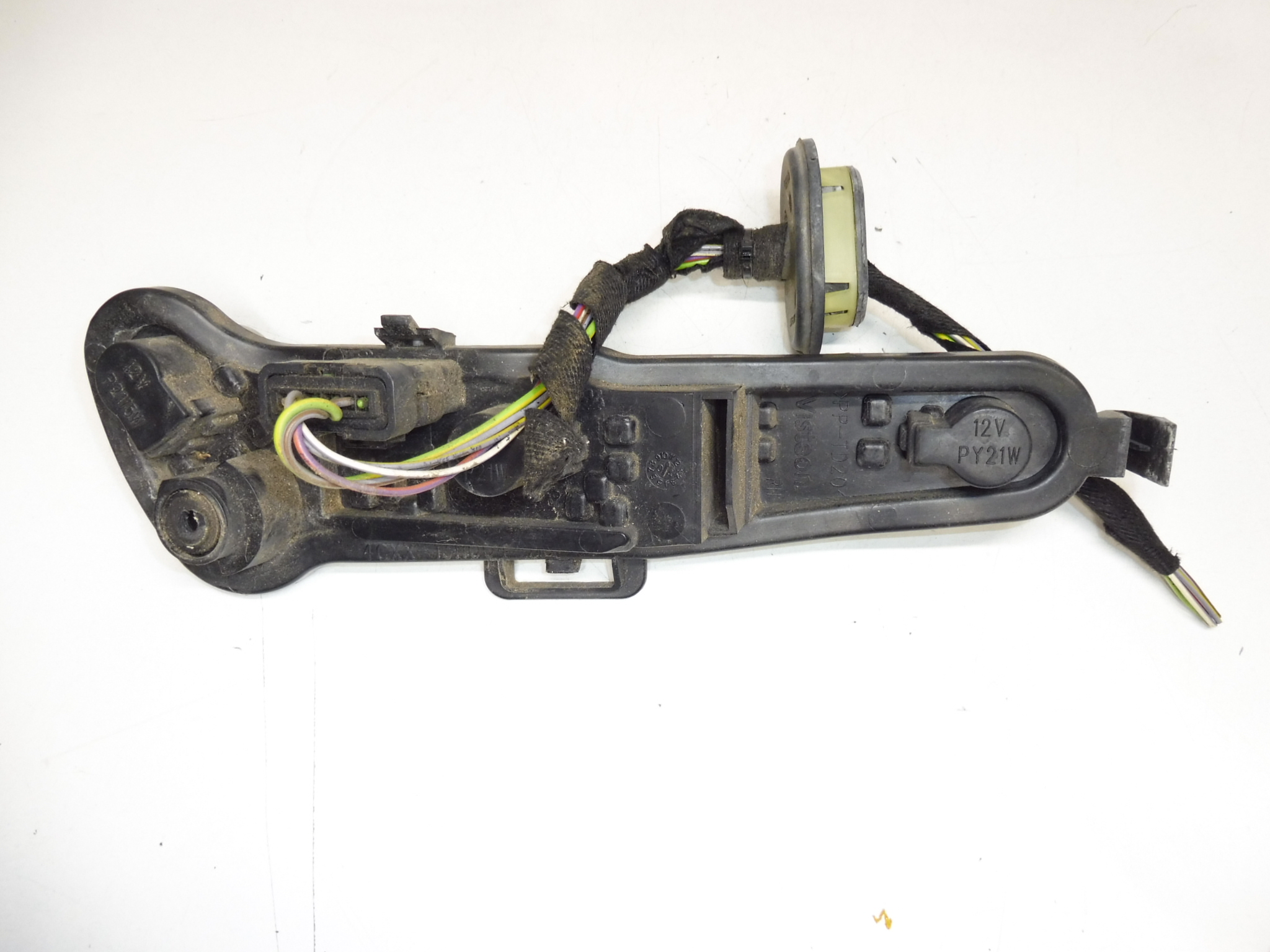 Base da lâmpada traseira direita Citroën C4 Coupe 9646801677 6351T6 - Image 2