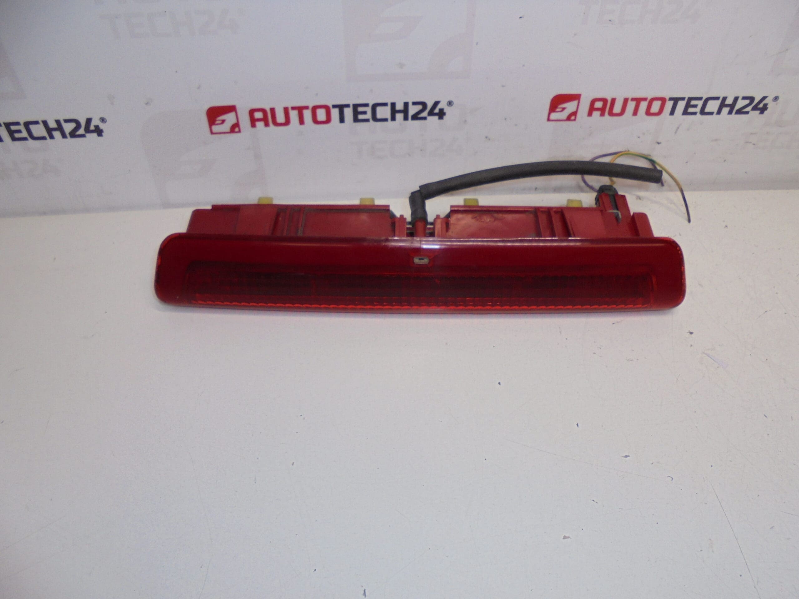 Luz de freio traseira Peugeot 307 SW COMBI 6350Q2