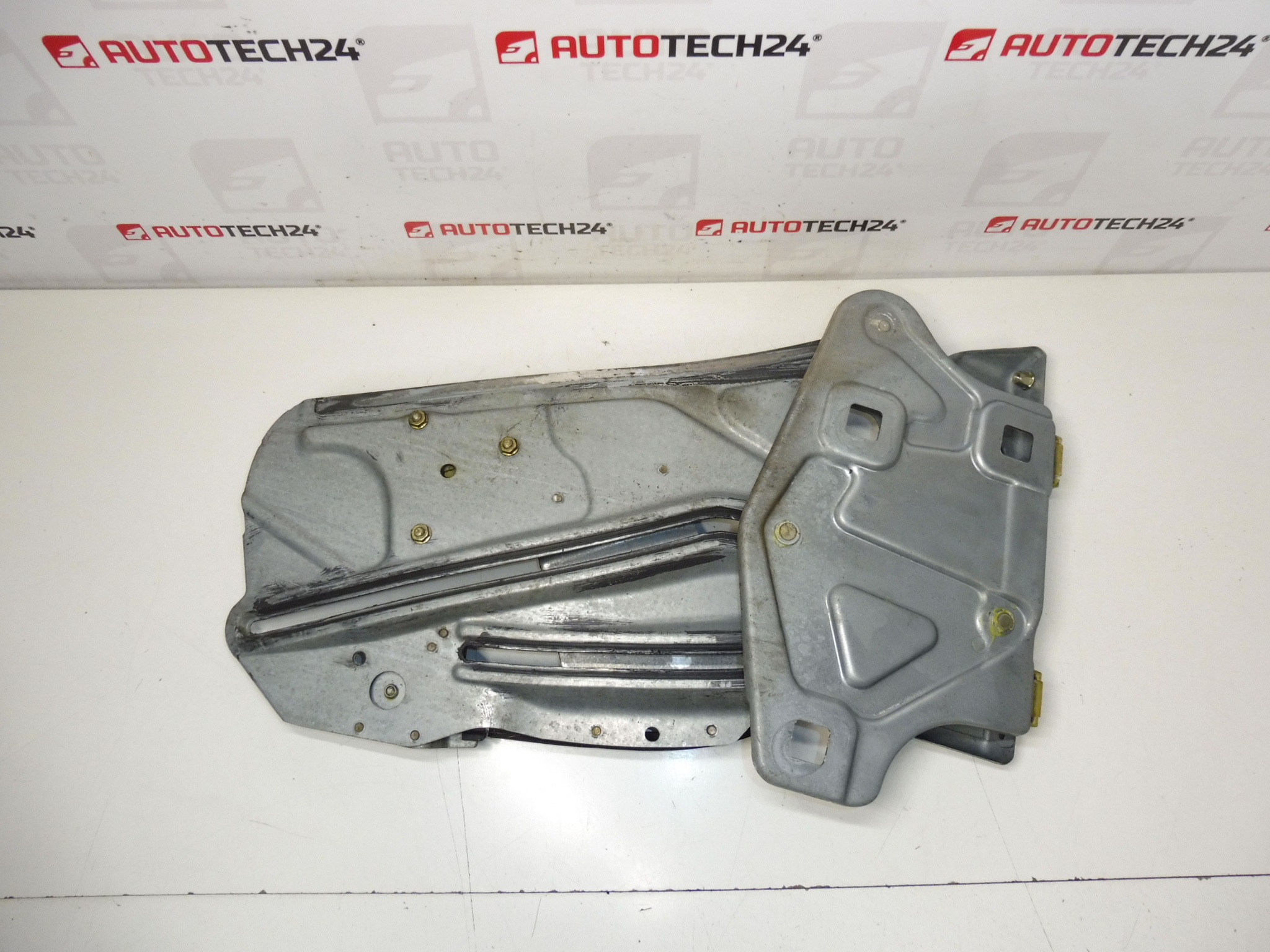 Peugeot 307 CC Janela Traseira Esquerda Baixar 9651536080 922393