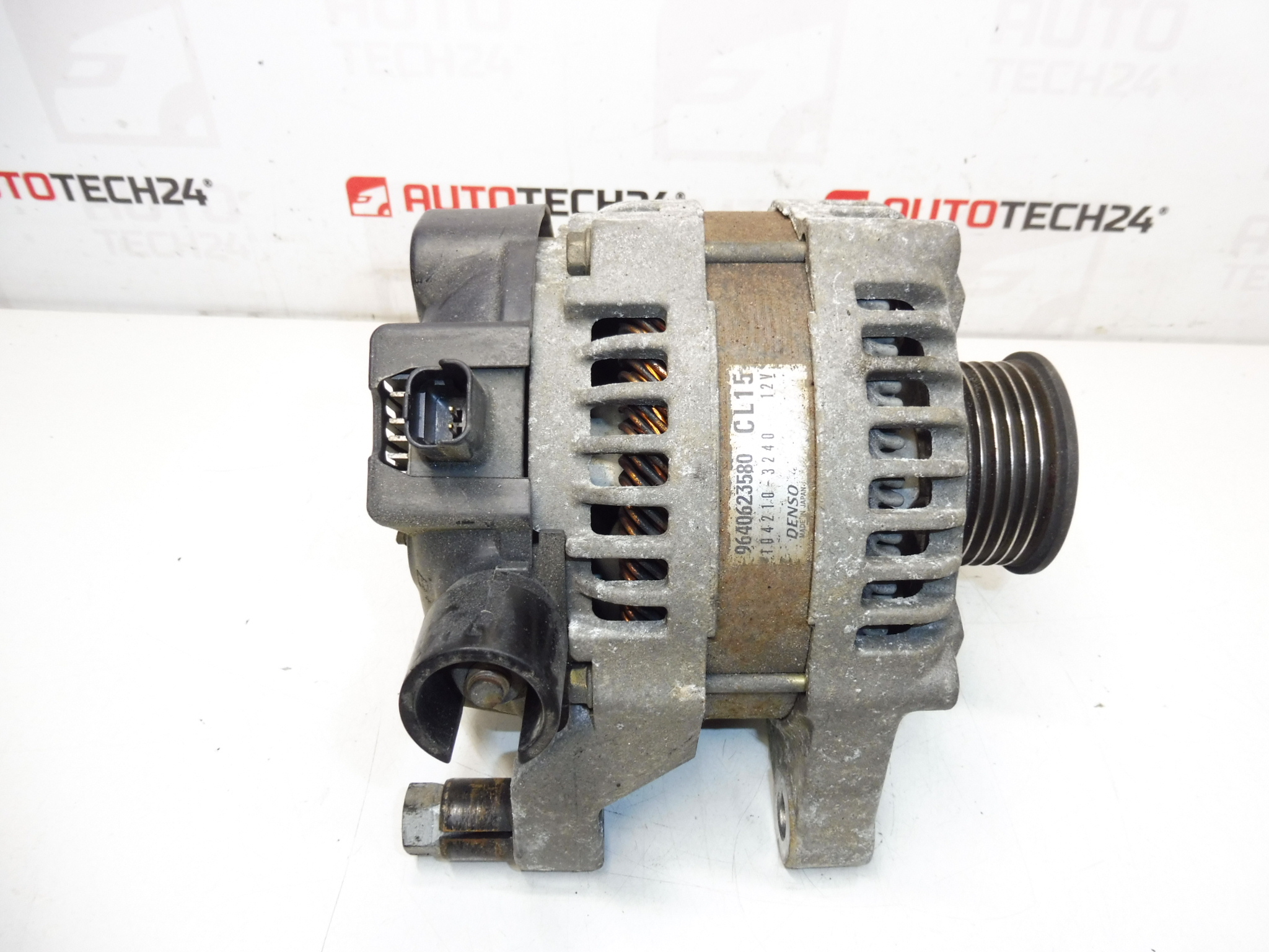 Alternador Denso 104210-3240 CL15 Citroën Peugeot 2.0i 130KW 9640623580 5705AC - Image 2