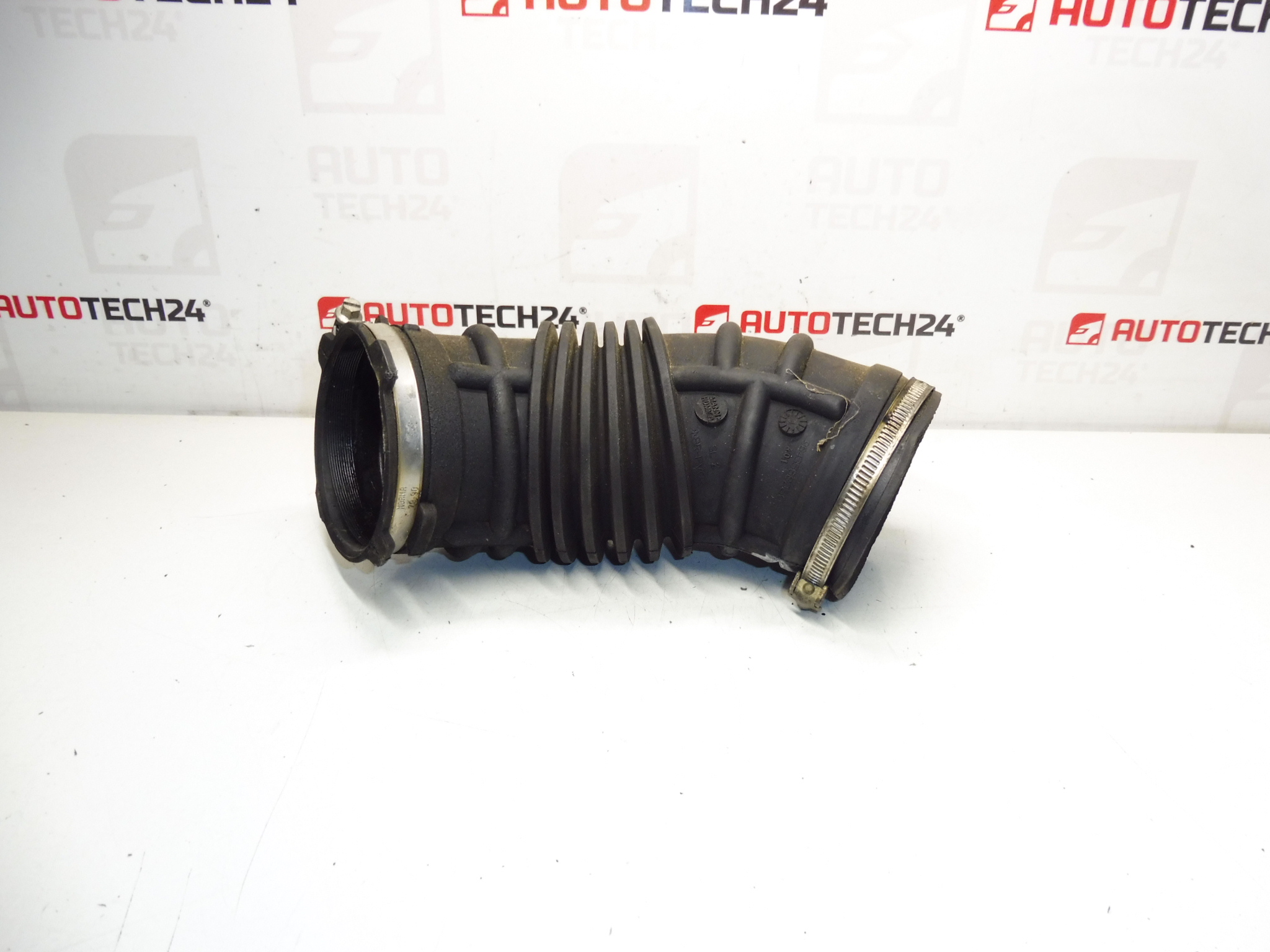 Conexão de ar 2.0 16V 130kw Citroën Peugeot 9643568280 143437