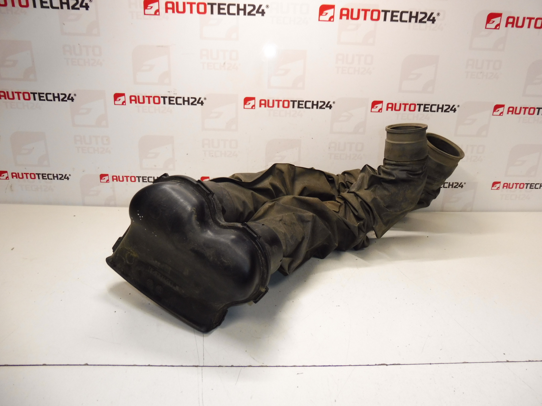 Conexão de ar 2.0 16V 130kw Citroën Peugeot 9646189780 144051