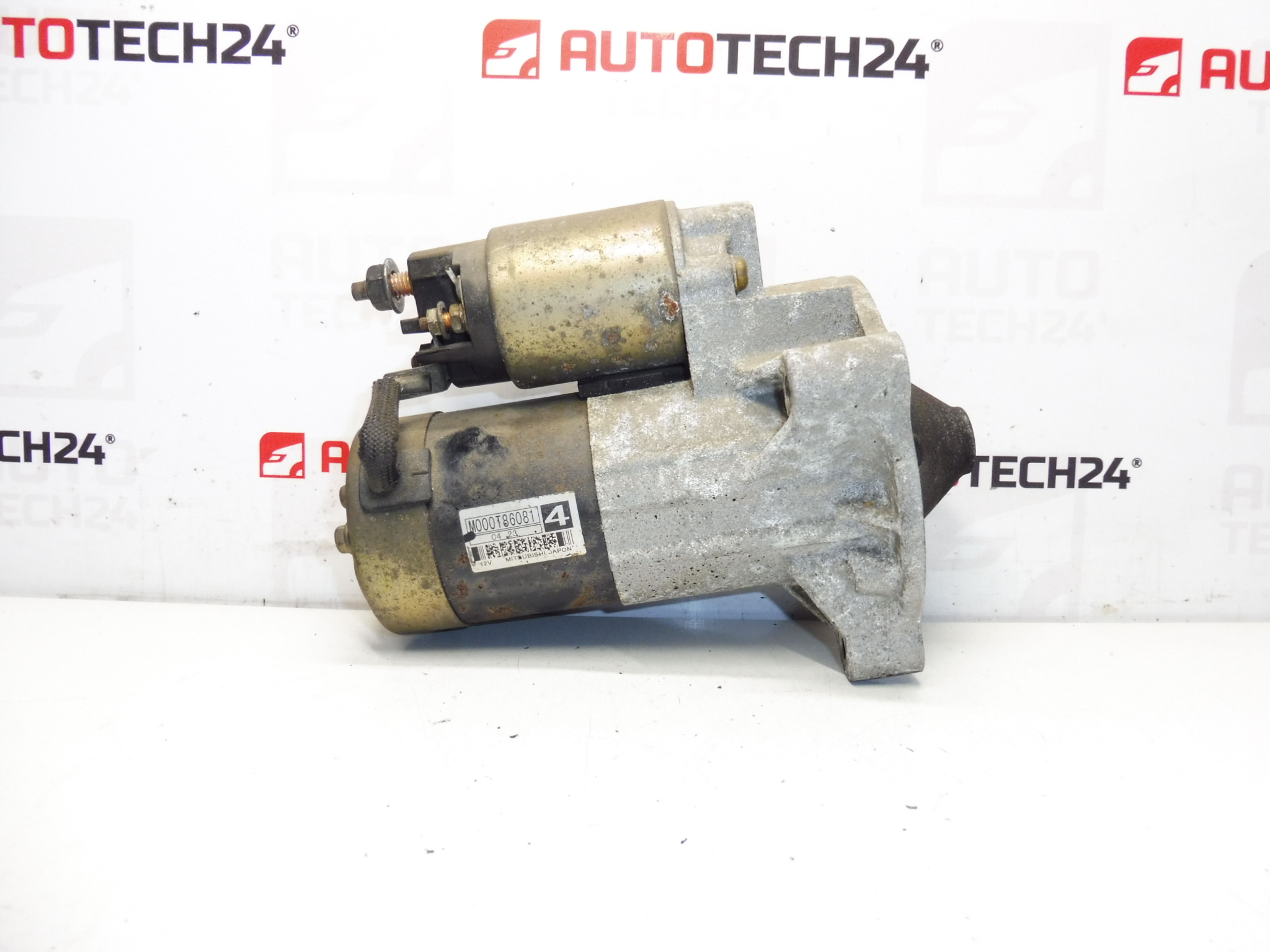 Motor de arranque Citroën Peugeot 1.8 2.0 16V M000T86081 5802V7