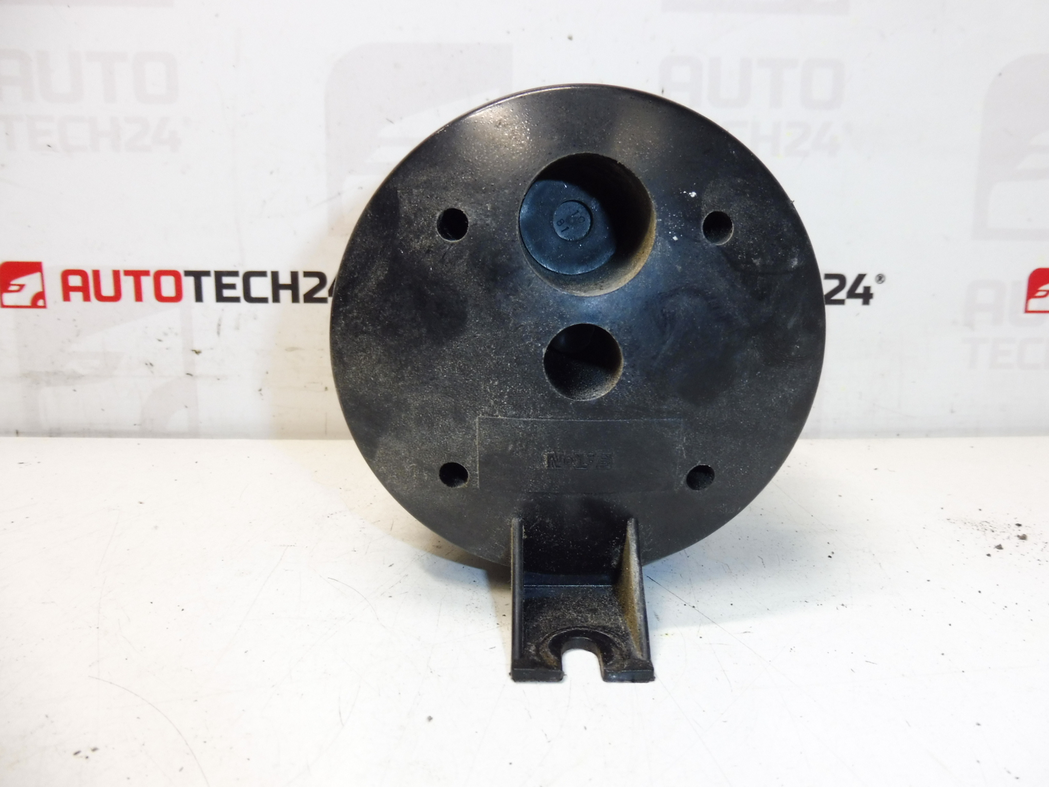 Tanque de vácuo Citroën Peugeot 1622T0 - Image 2