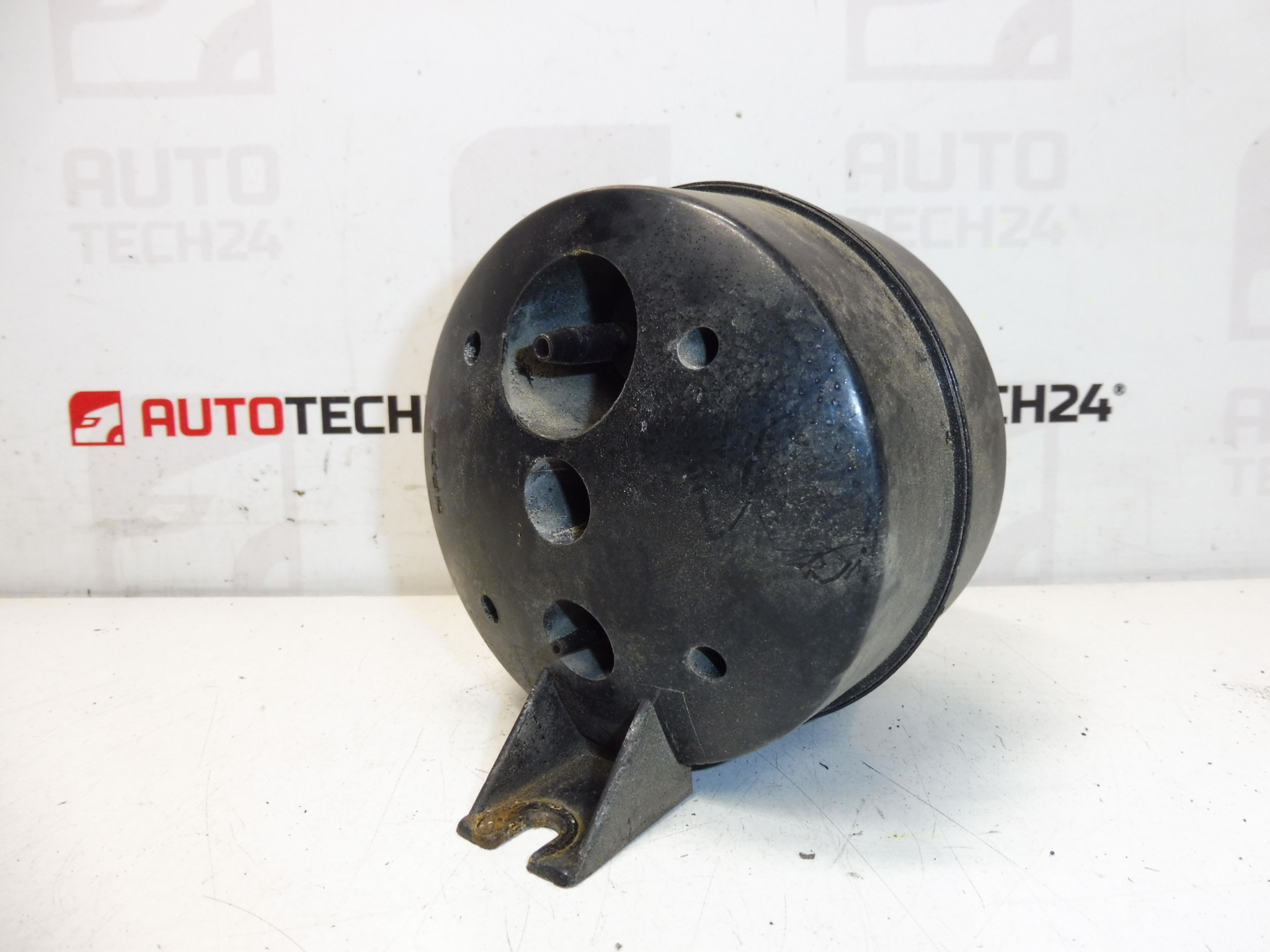 Tanque de vácuo Citroën Peugeot 1622T0