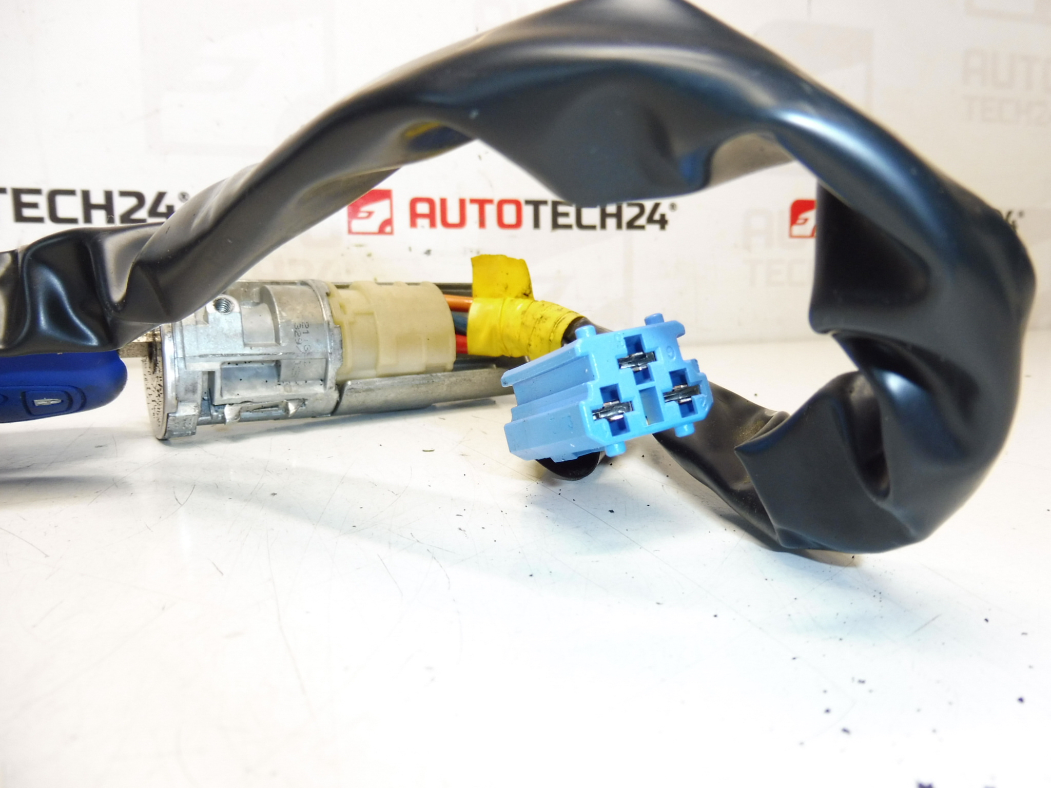 Conjunto de ignição Peugeot 206 1 chave 4162Z1 - Image 2