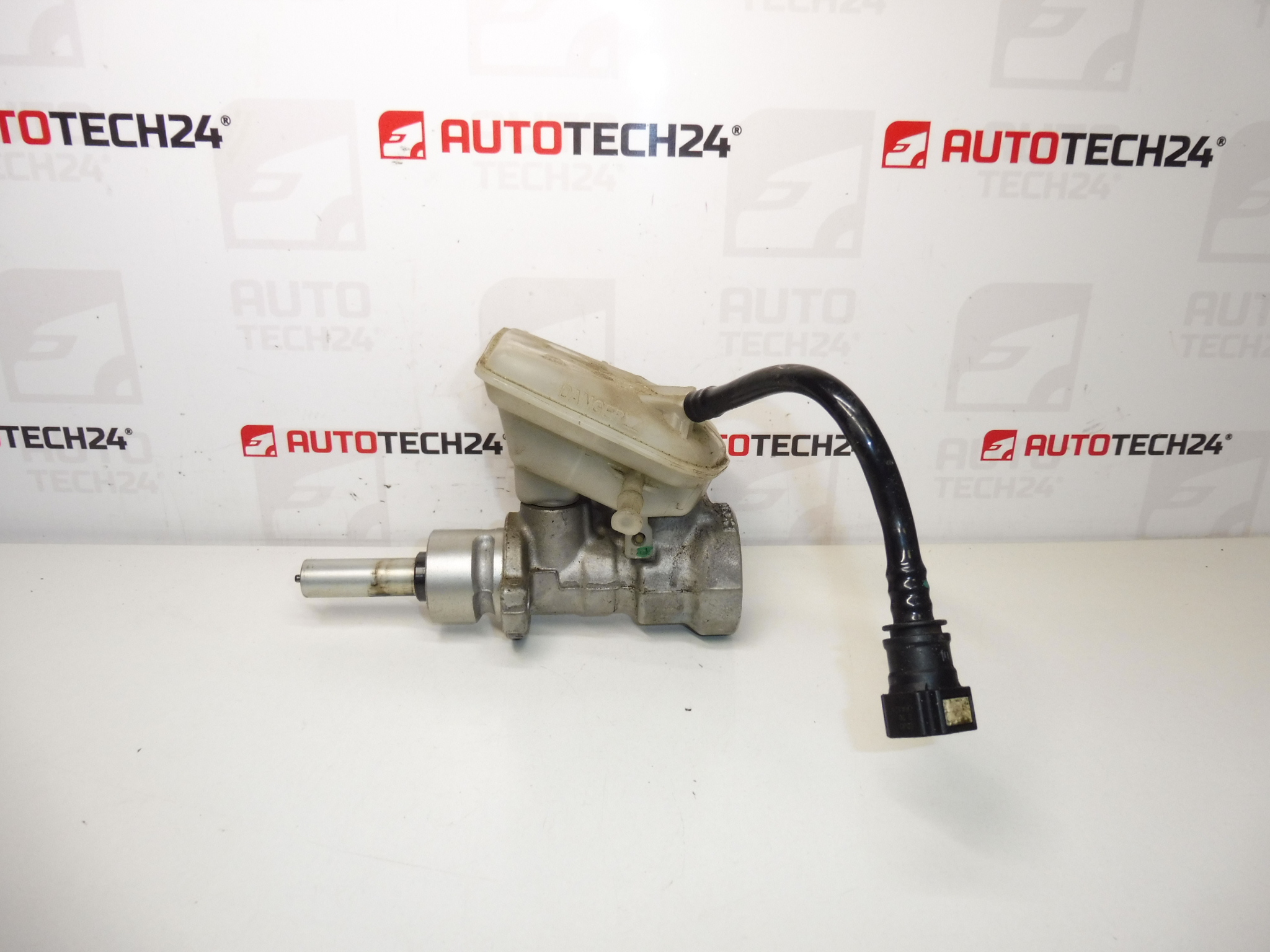 Cilindro mestre de travões BOSCH para Citroën e Peugeot 0204123596 22472579 4601L2