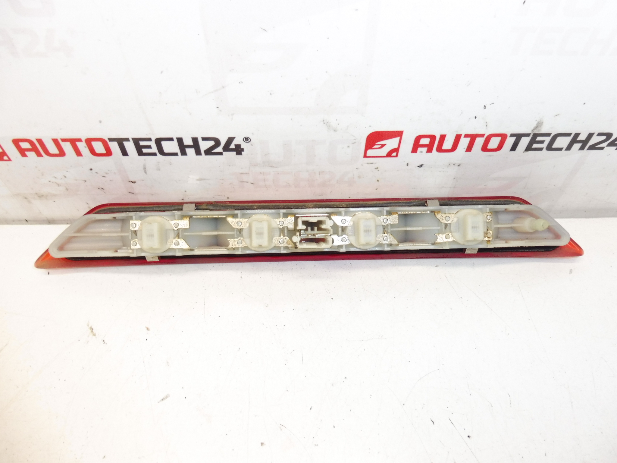 Luz de travão central adicional Citroën C3 II 9683116580 6351JS - Image 2