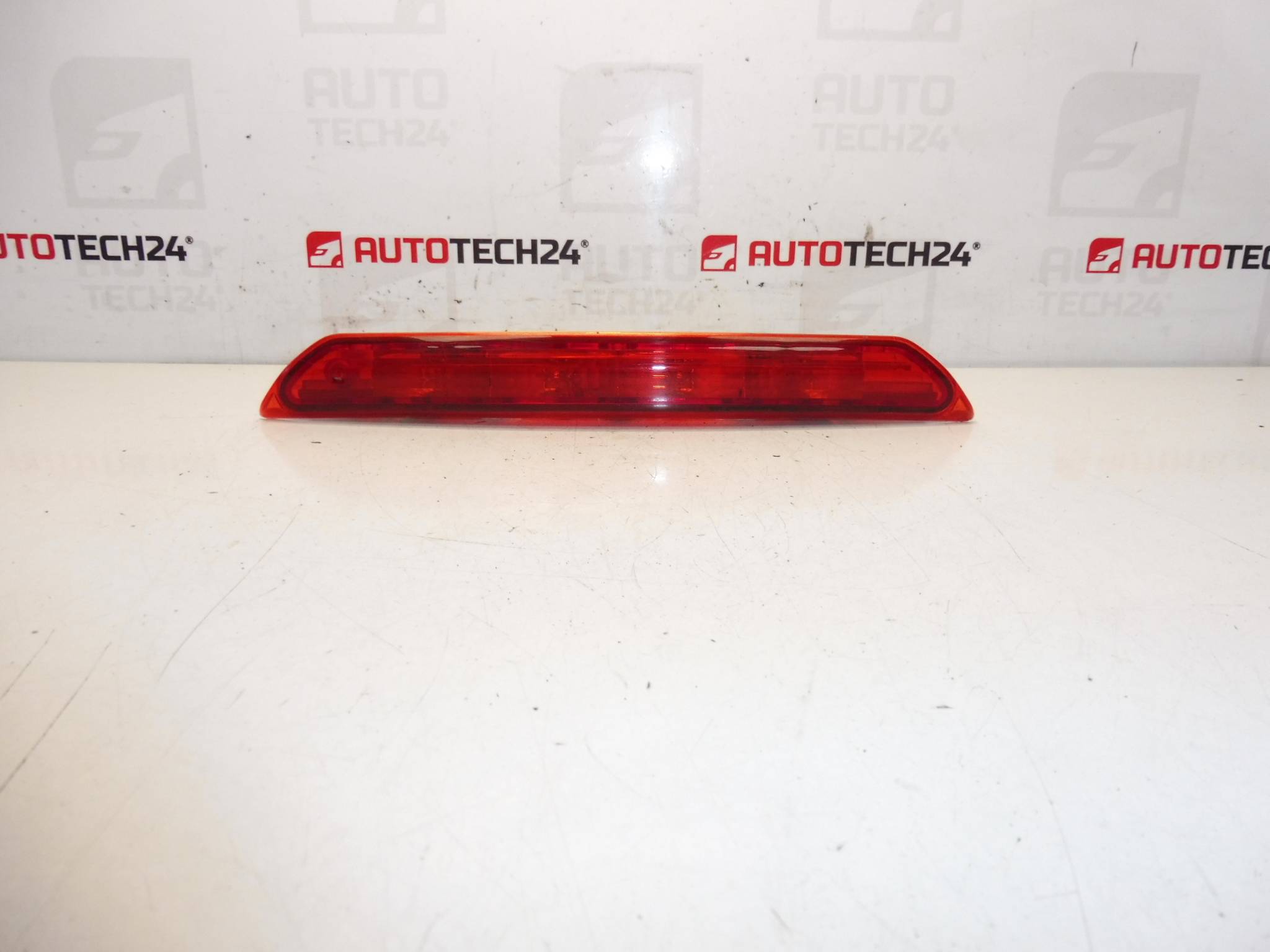 Luz de freio adicional Citroën C3 II 9683116580 6351JS