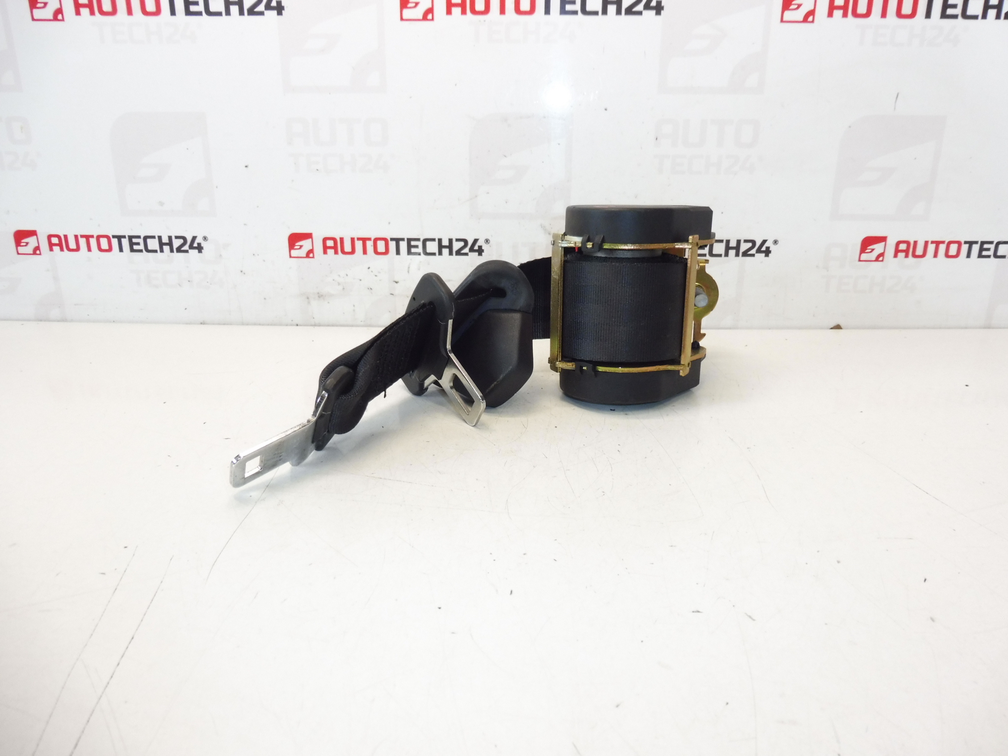 Cinto de segurança traseiro direito Peugeot 307 96403820XX 8974JN