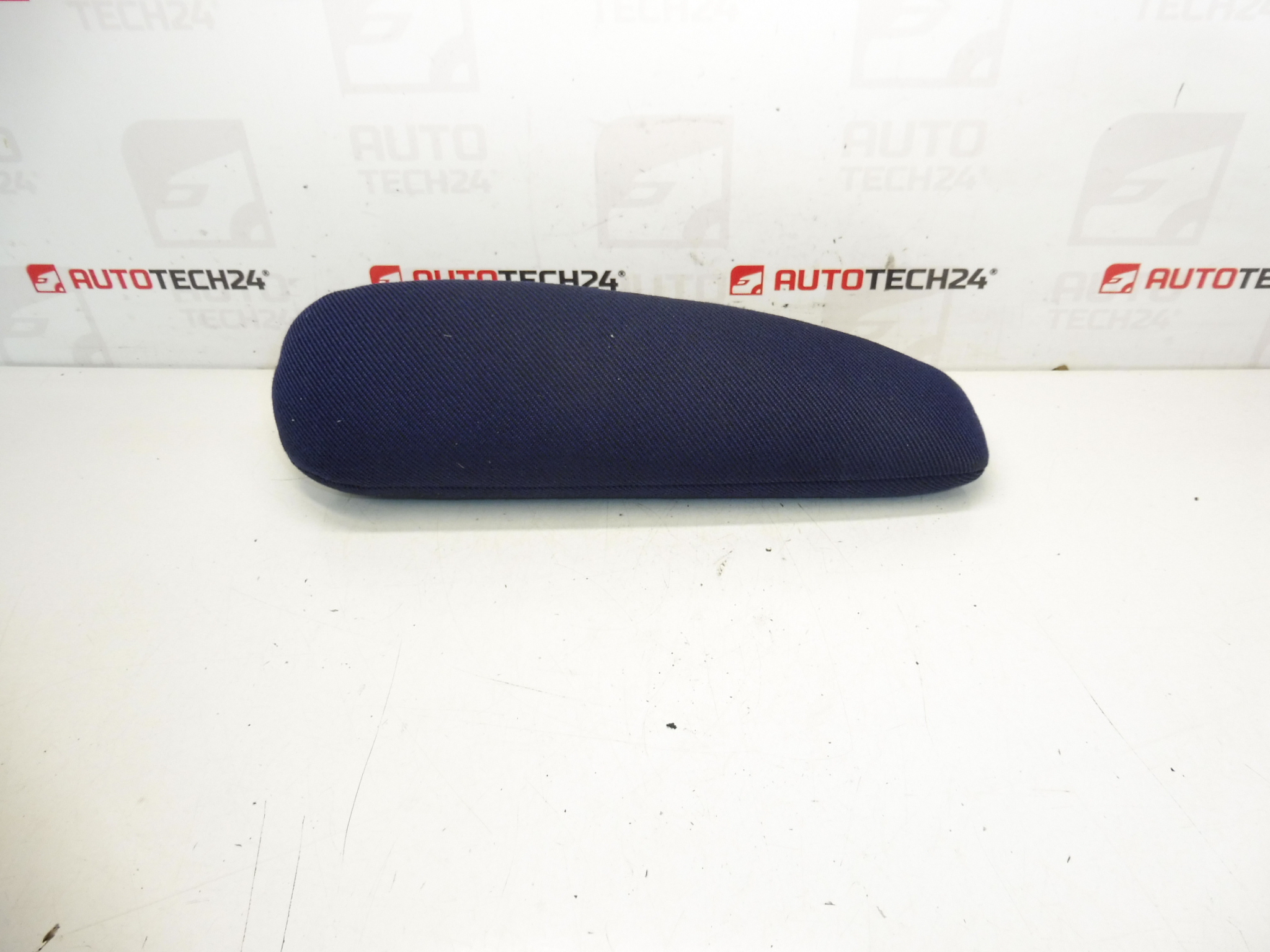 Apoio de braço do passageiro Citroën Peugeot 8830C2
