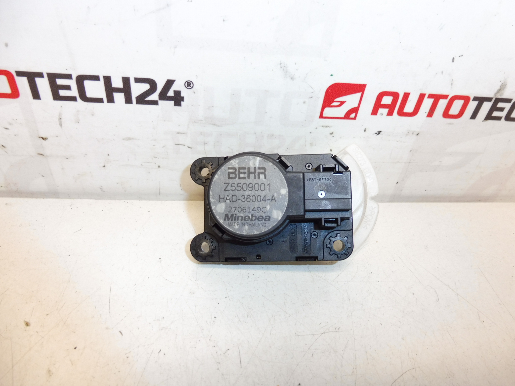 Atuador de aquecedor BEHR Citroën Z5509001 2706149C 647997