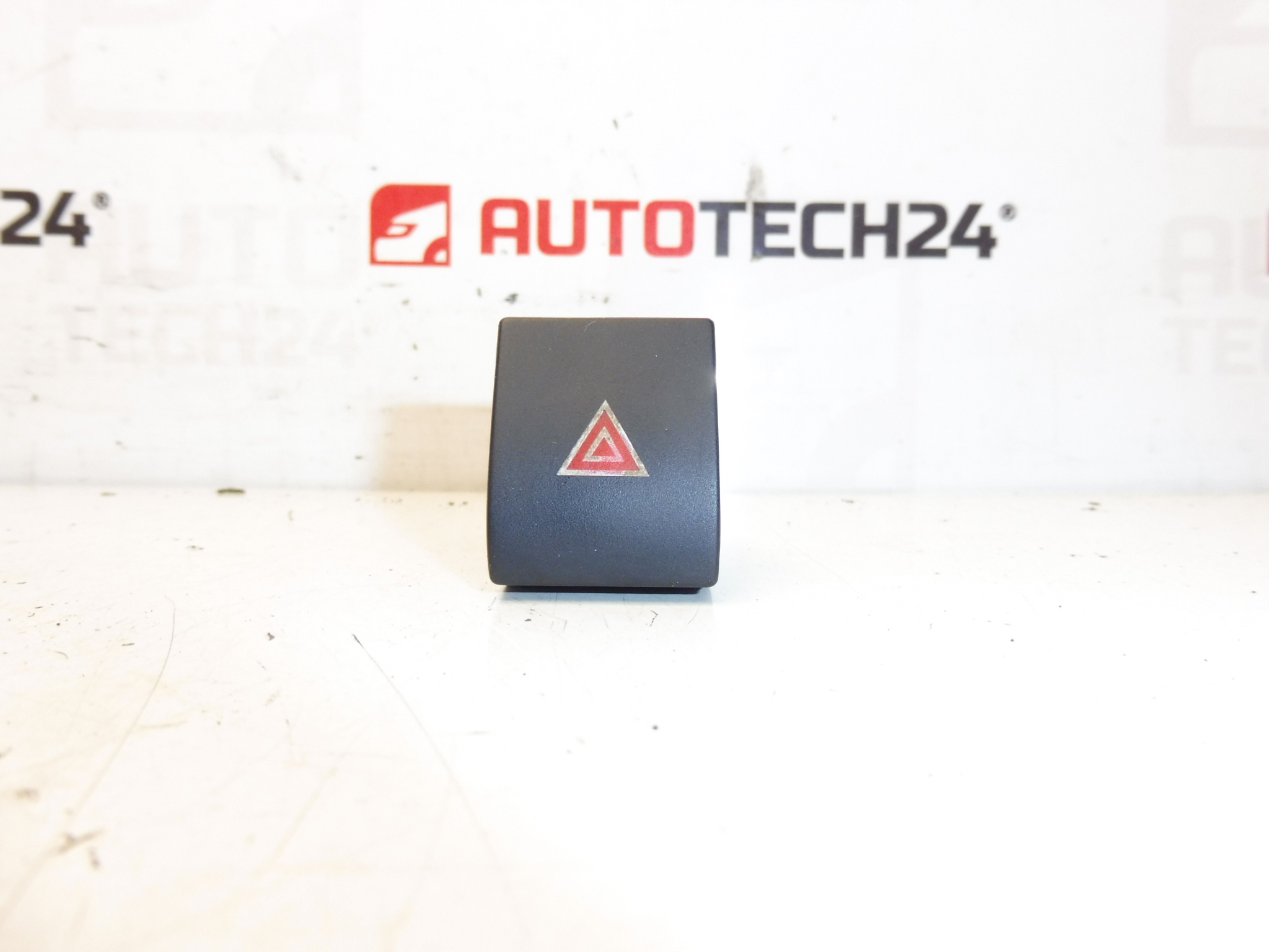 Controlador de luz de perigo Peugeot 3008 5008 96652440ZD
