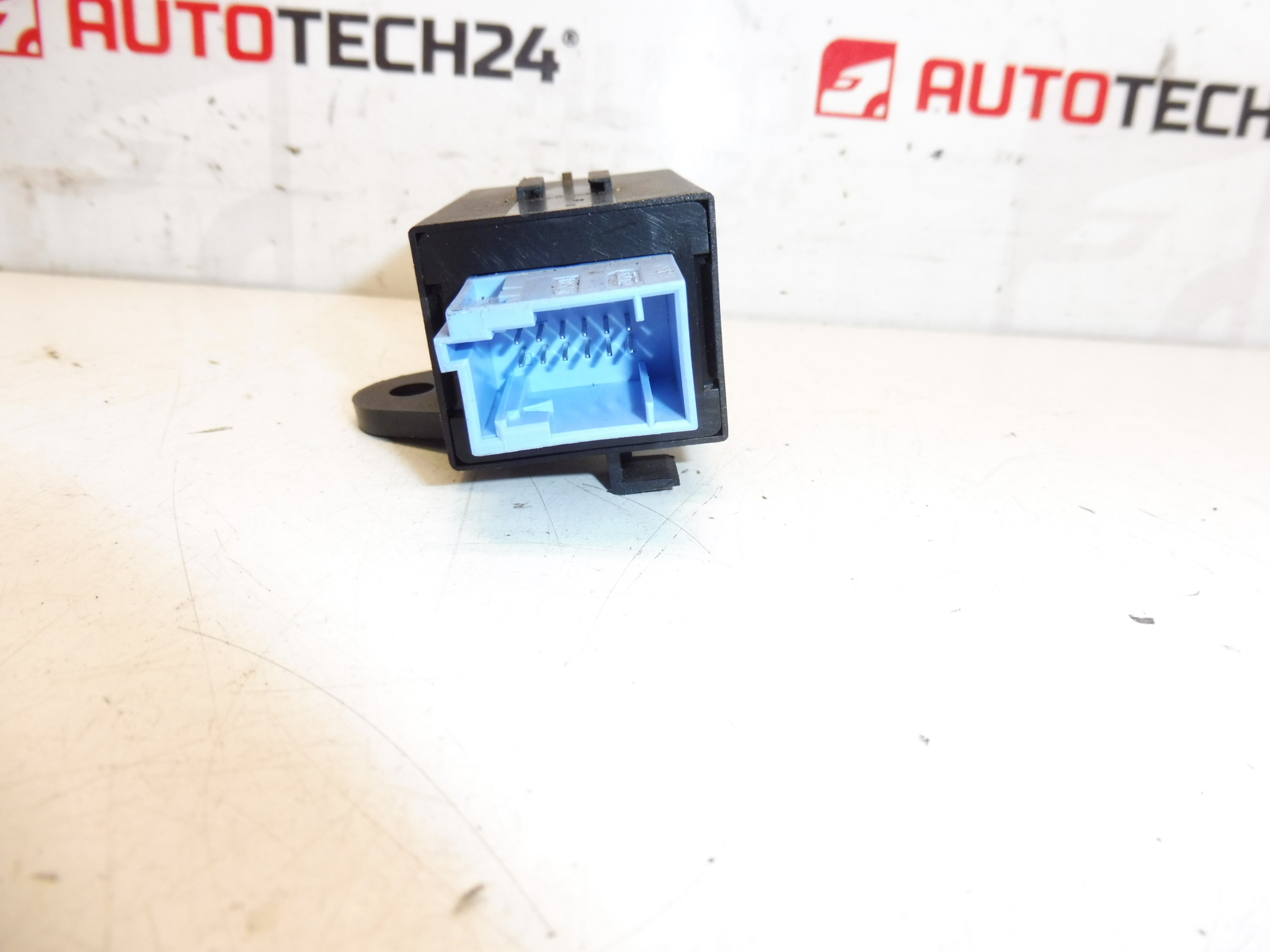Relé do Cinto de Segurança Citroën Peugeot 9652174680 8914GH - Image 2