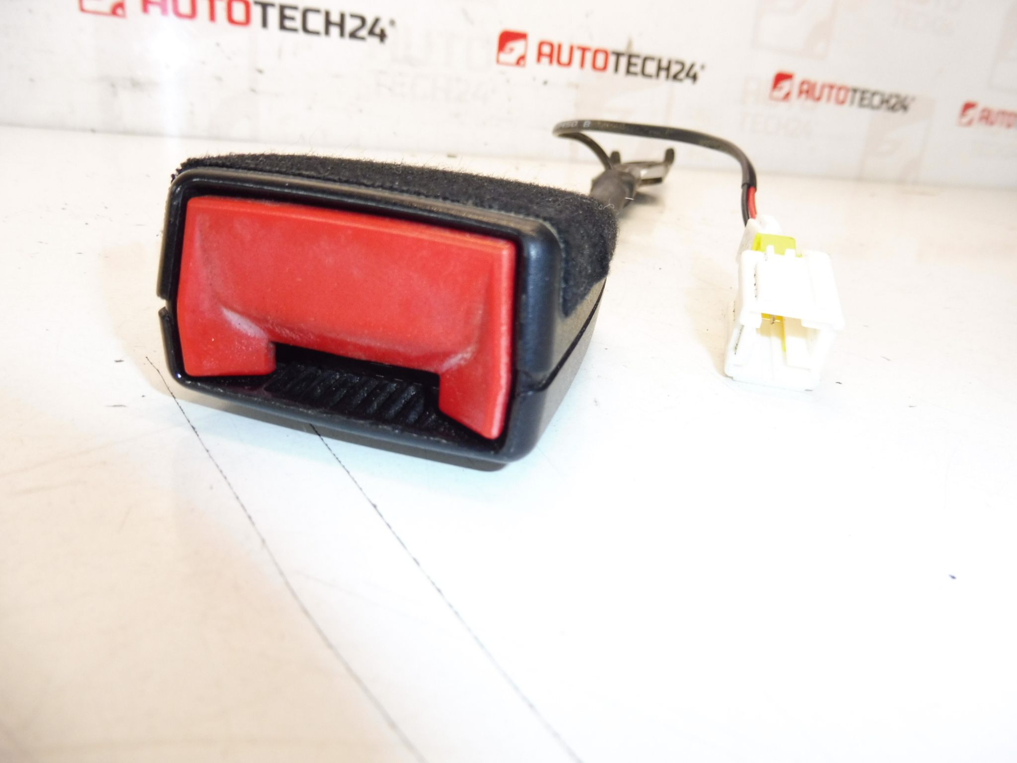 Suporte do fecho do cinto de segurança Peugeot 3008 5008 8976Q8 - Image 2