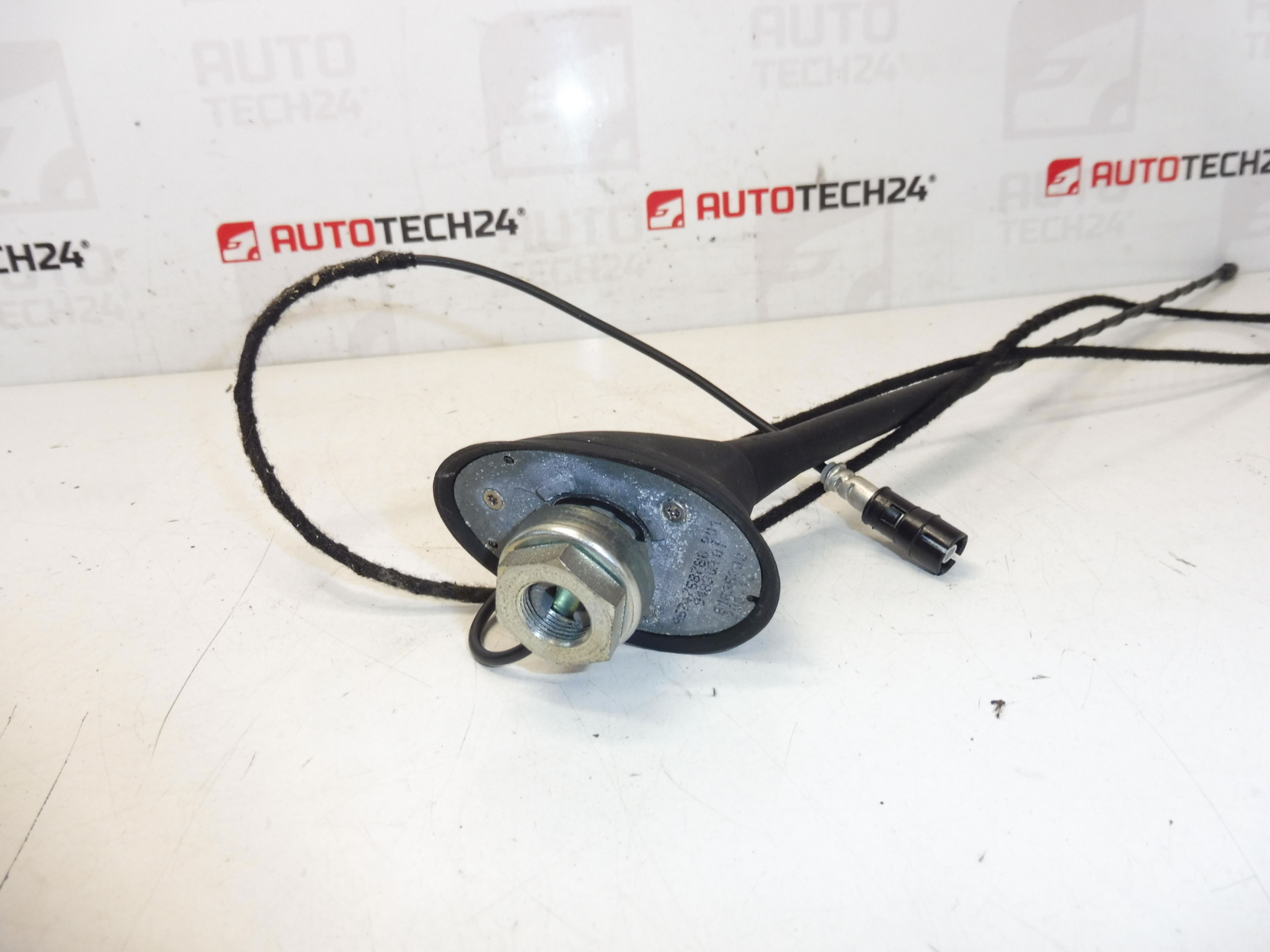 Antena Peugeot 207 9674768780 6587H9 6587J0 - Image 2