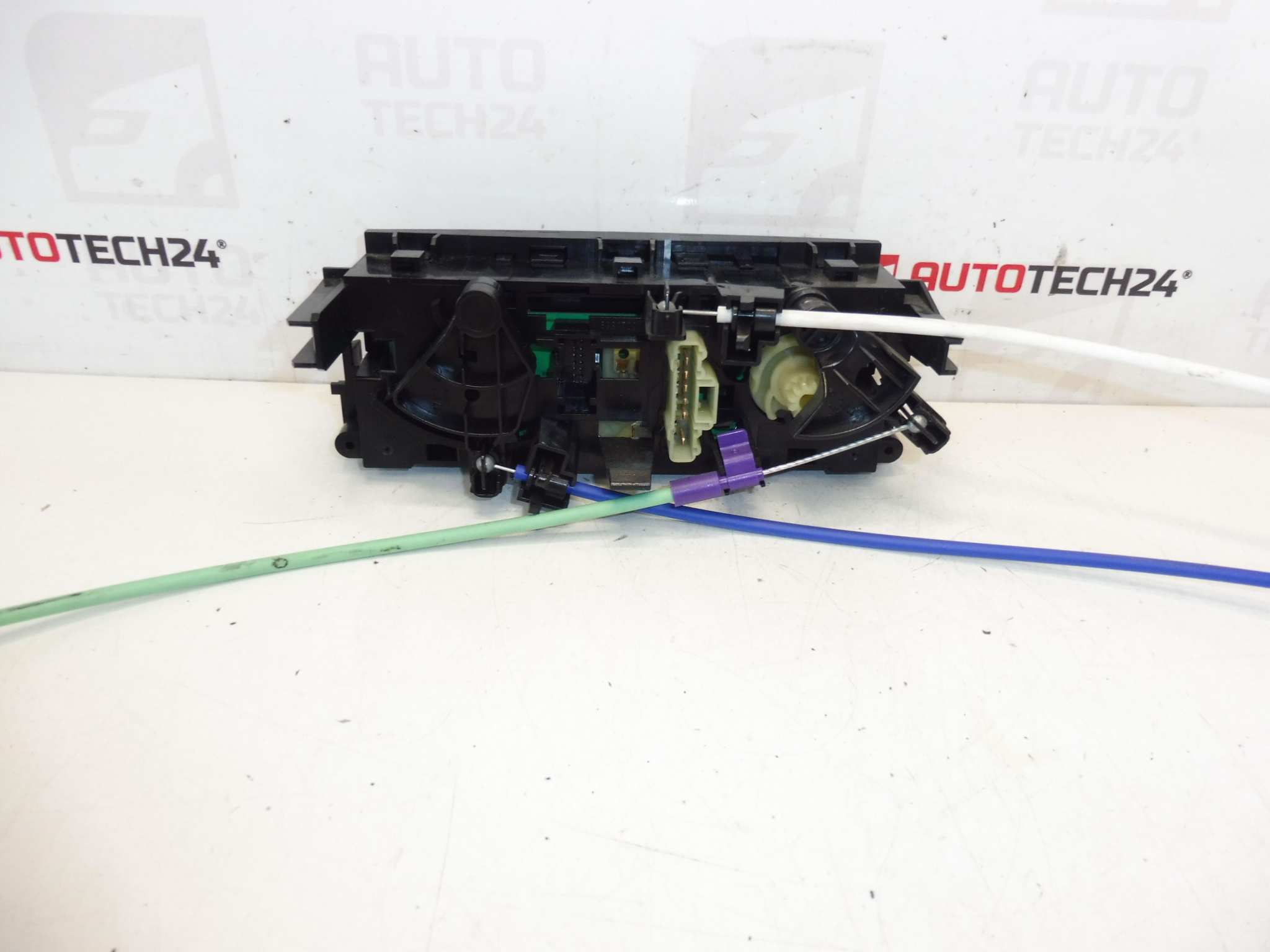 Controle do aquecedor de ar condicionado Peugeot 207 N108224Q 6452Q6 - Image 2