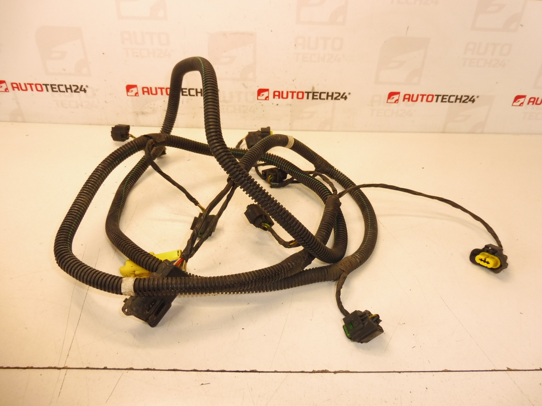 Farol de nevoeiro dianteiro Citroen C4 Picasso e chicote do sensor 9663255080 6575Y2 - Image 2
