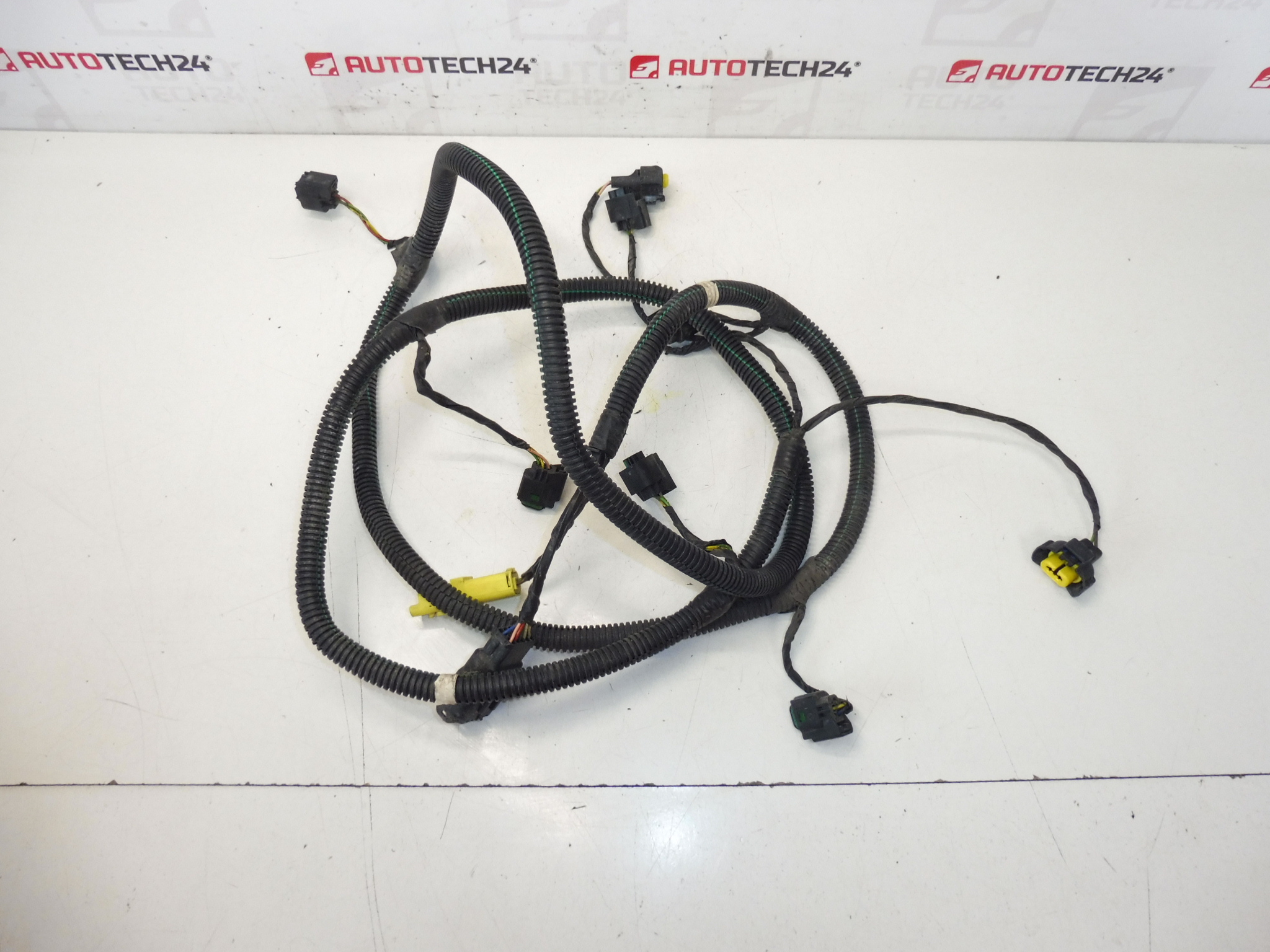 Farol de nevoeiro dianteiro Citroen C4 Picasso e chicote do sensor 9663255080 6575Y2