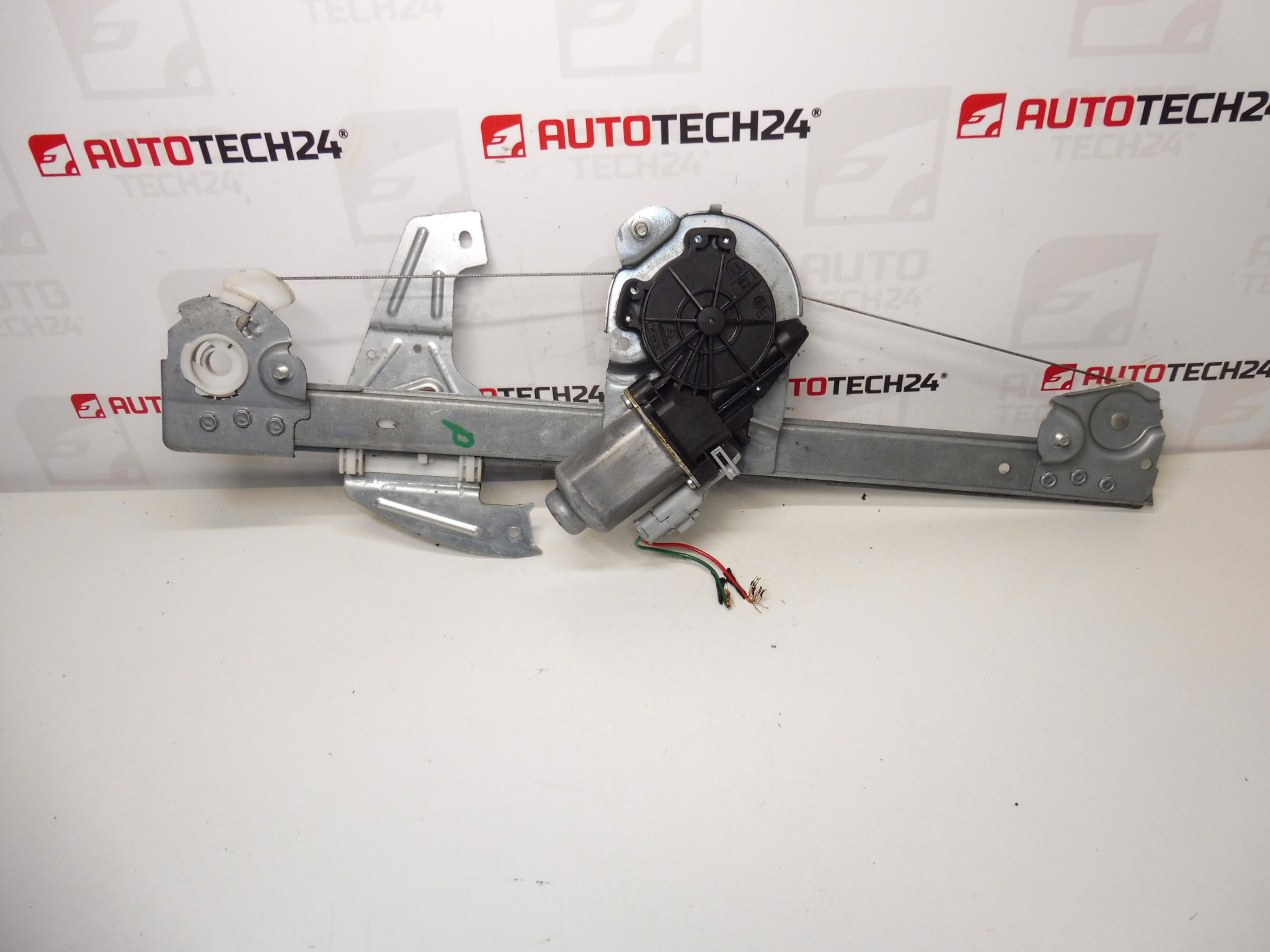 Mecanismo do vidro elétrico dianteiro direito Citroën C1 / Peugeot 107 9222T6