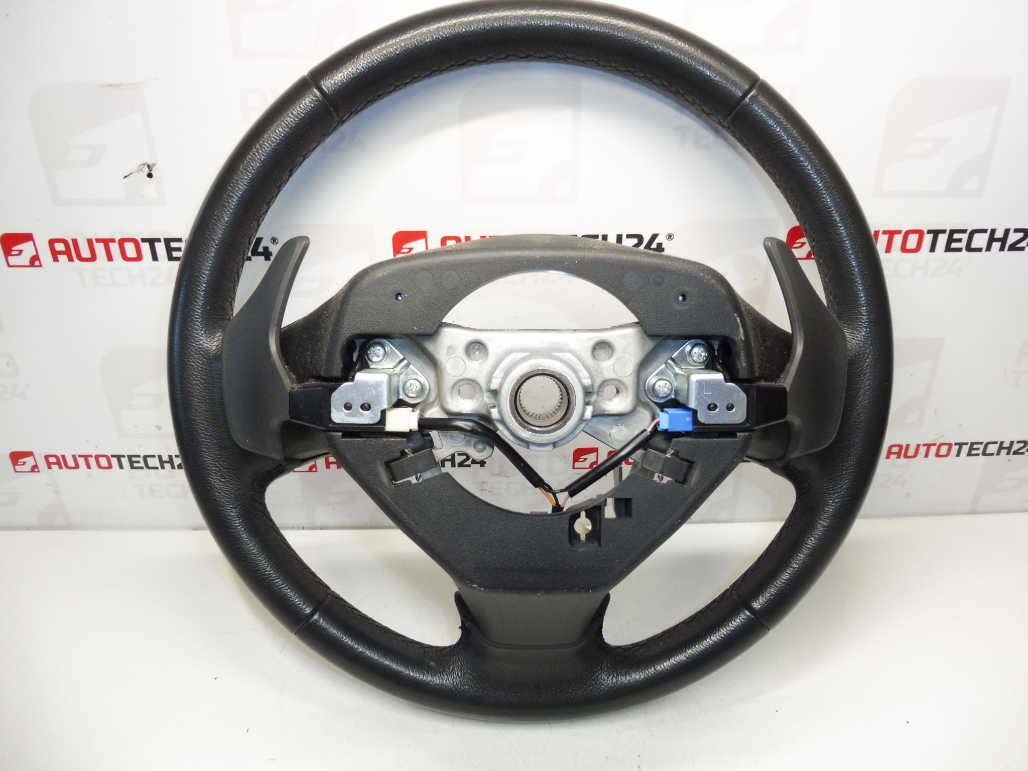 Citroen C1 Peugeot 107 45180-040-B 16080411 Volta de direção