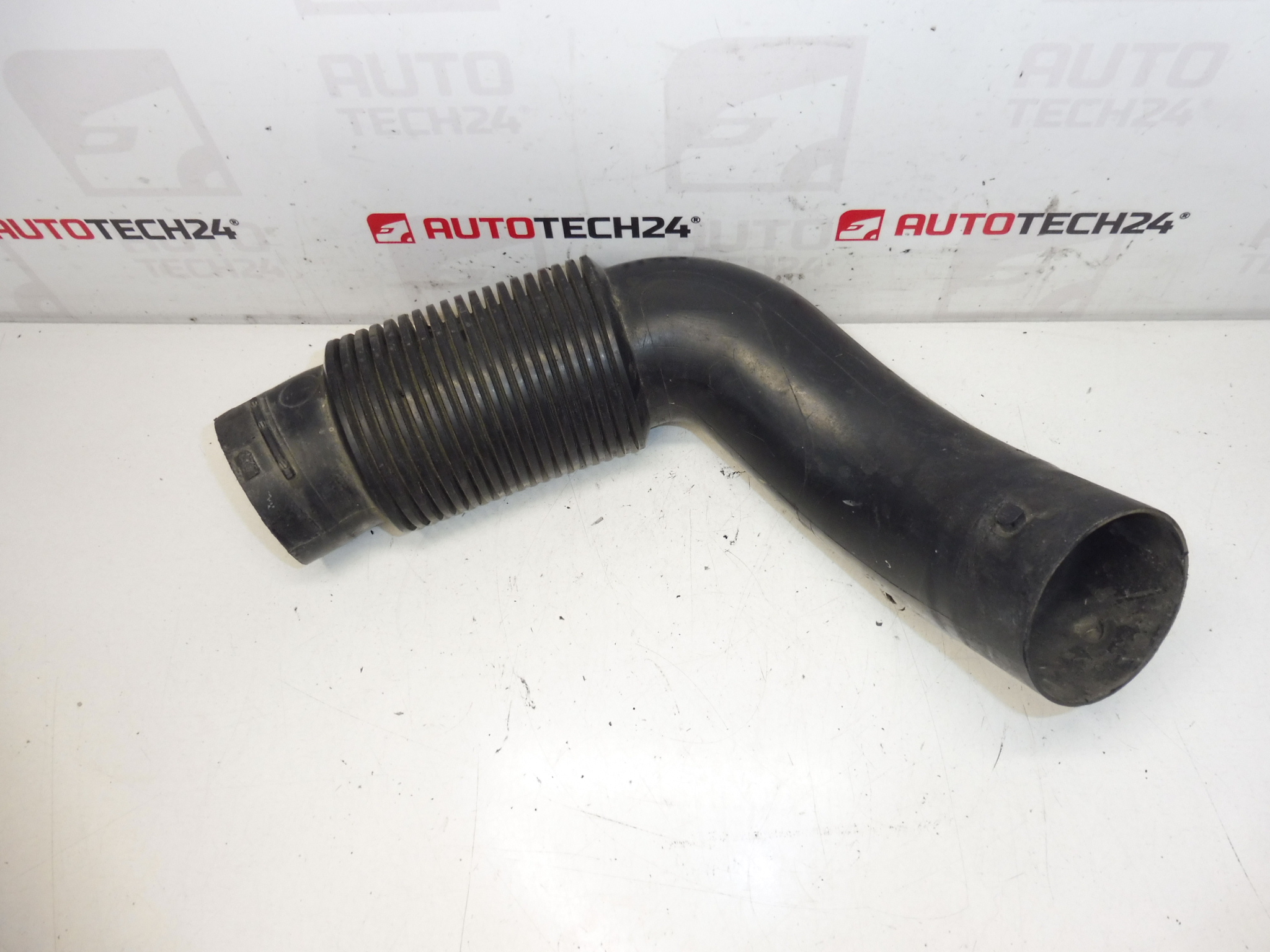 Bocal de Admissão 1.6 HDi Citroën Peugeot 9647392480 143451 - Image 2